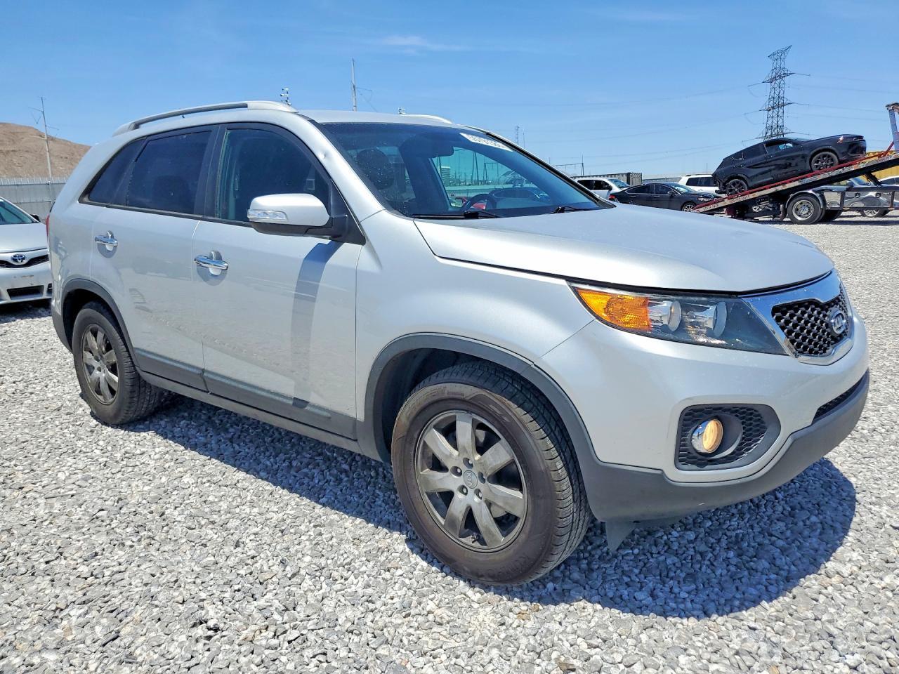2013 KIA SORENTO