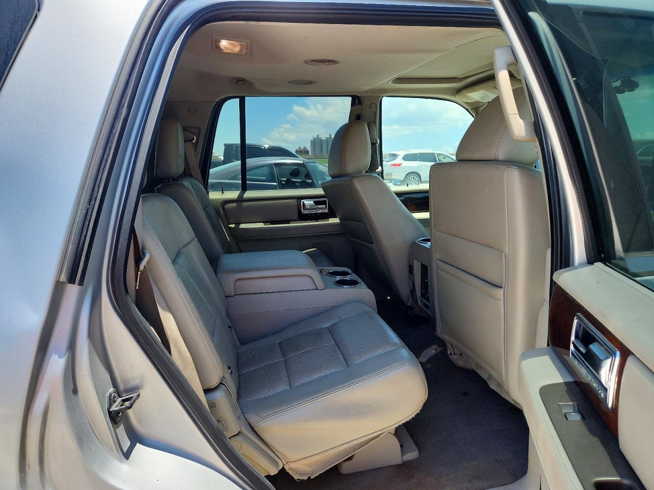 2013 LINCOLN Navigator