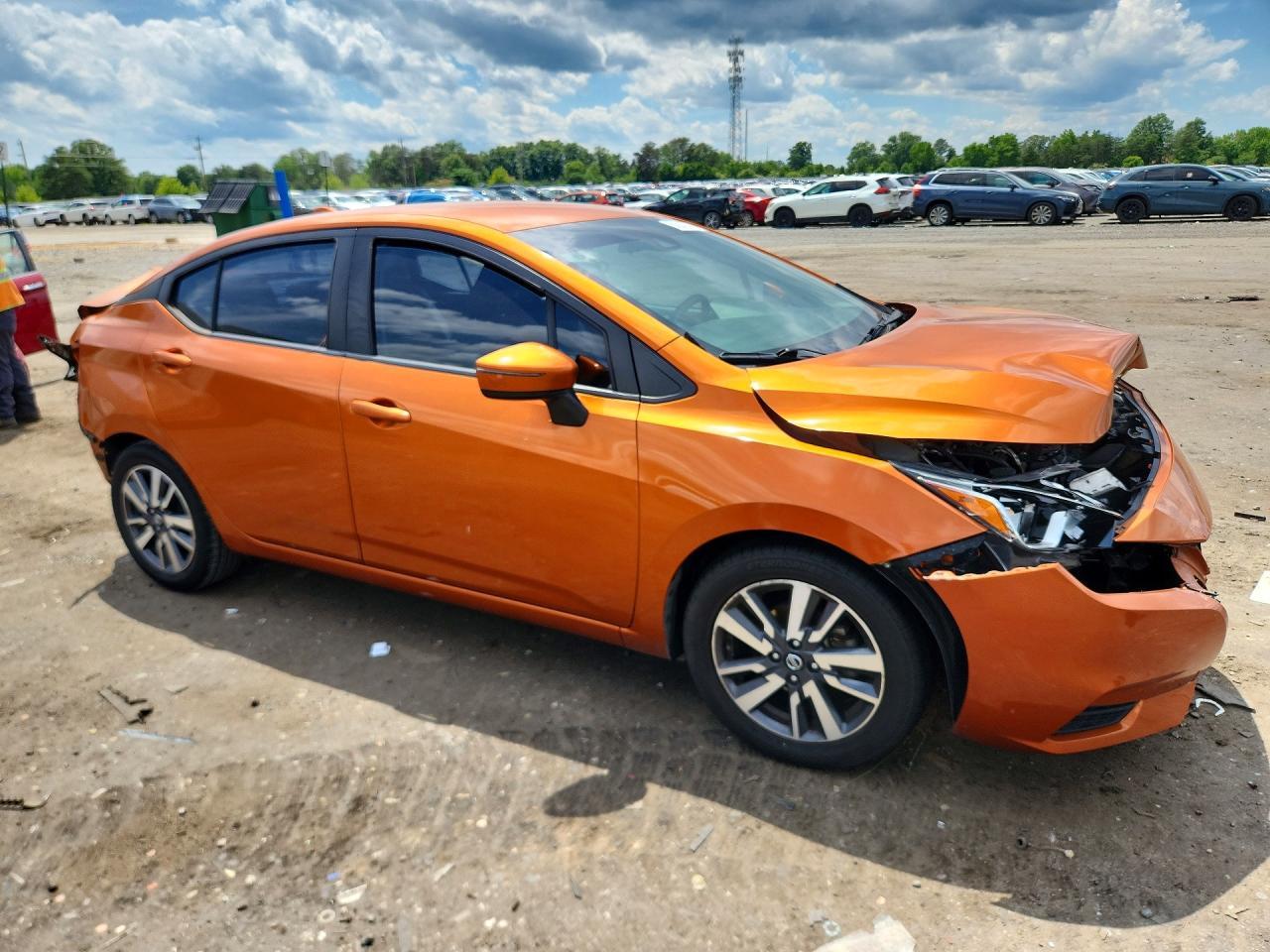 2020 NISSAN VERSA