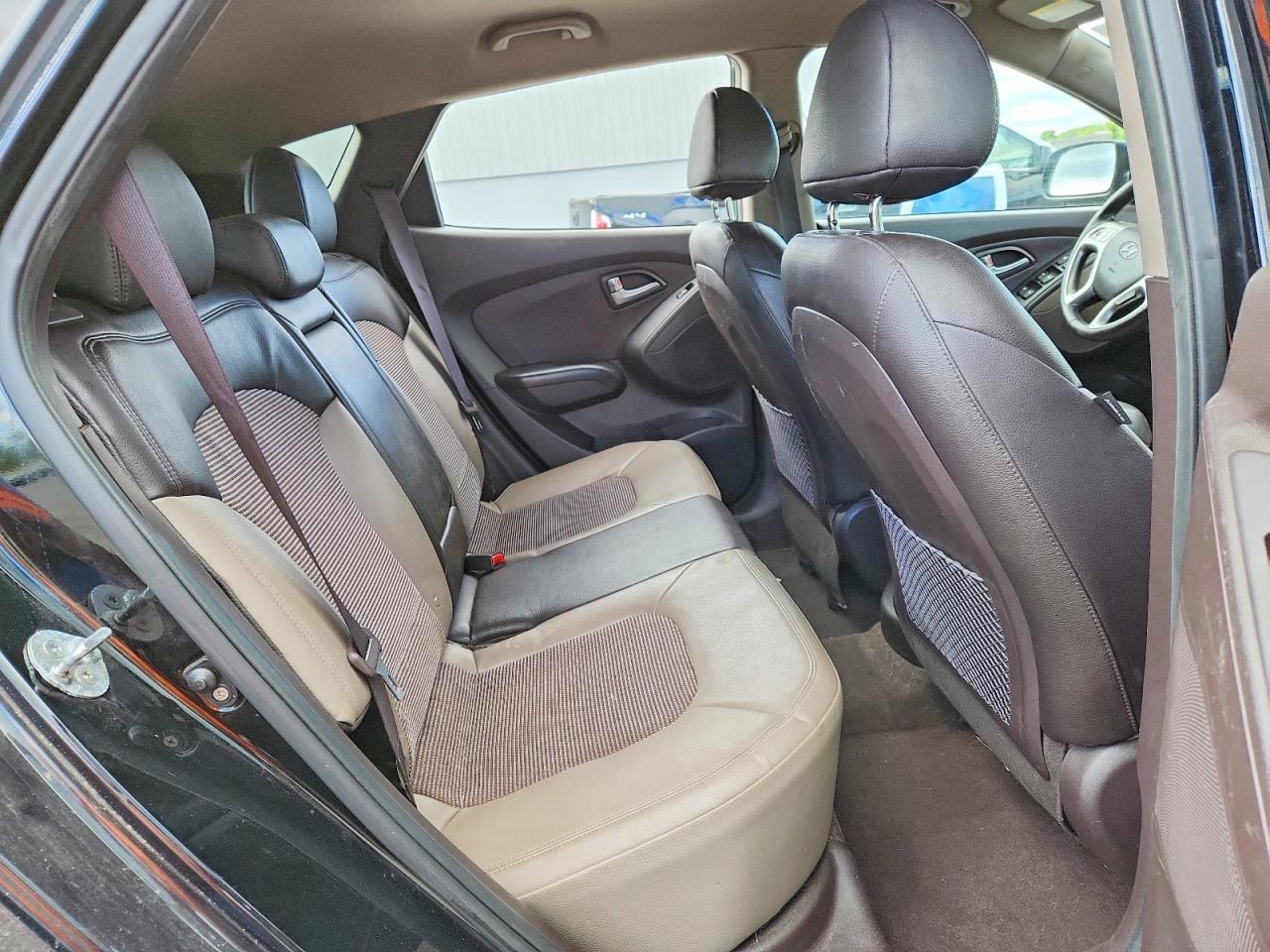 2011 HYUNDAI TUCSON