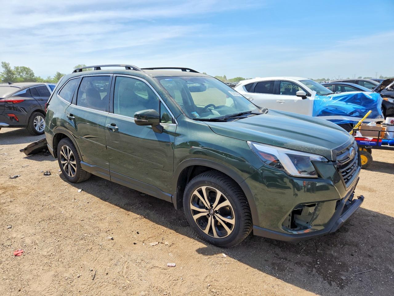 2023 SUBARU FORESTER