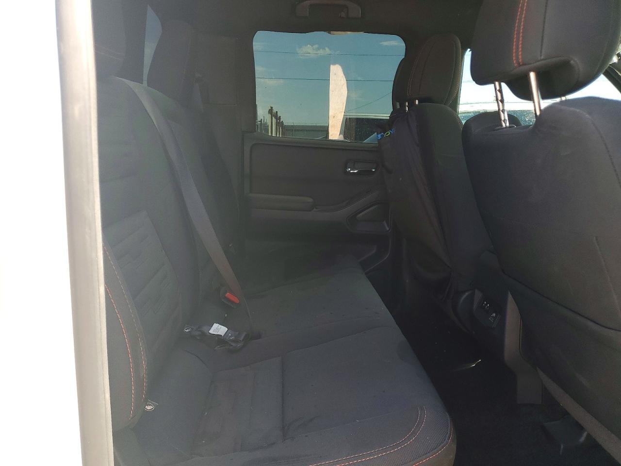 2023 NISSAN Frontier