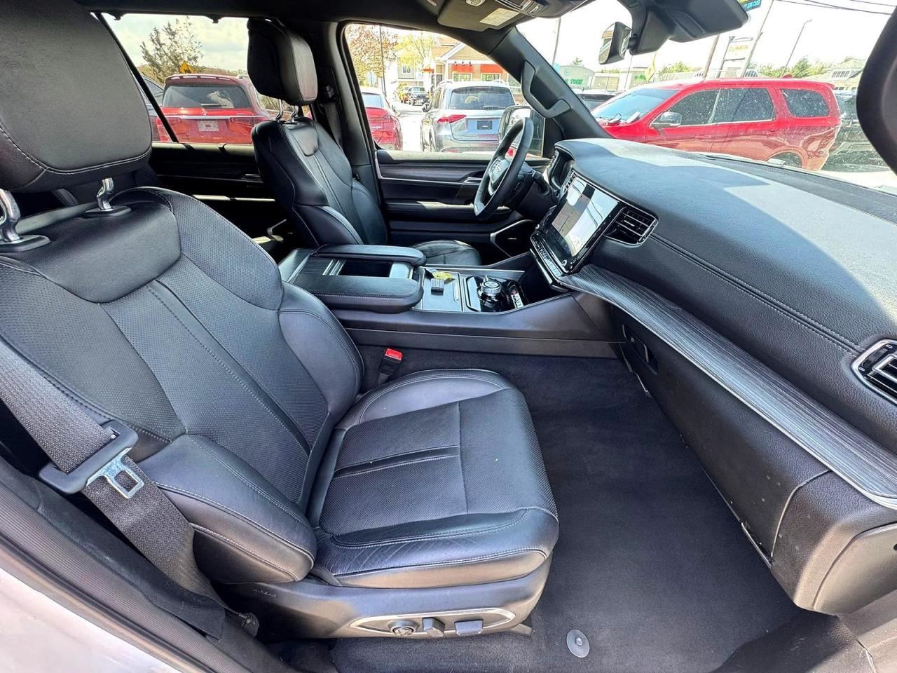 2023 JEEP Wagoneer