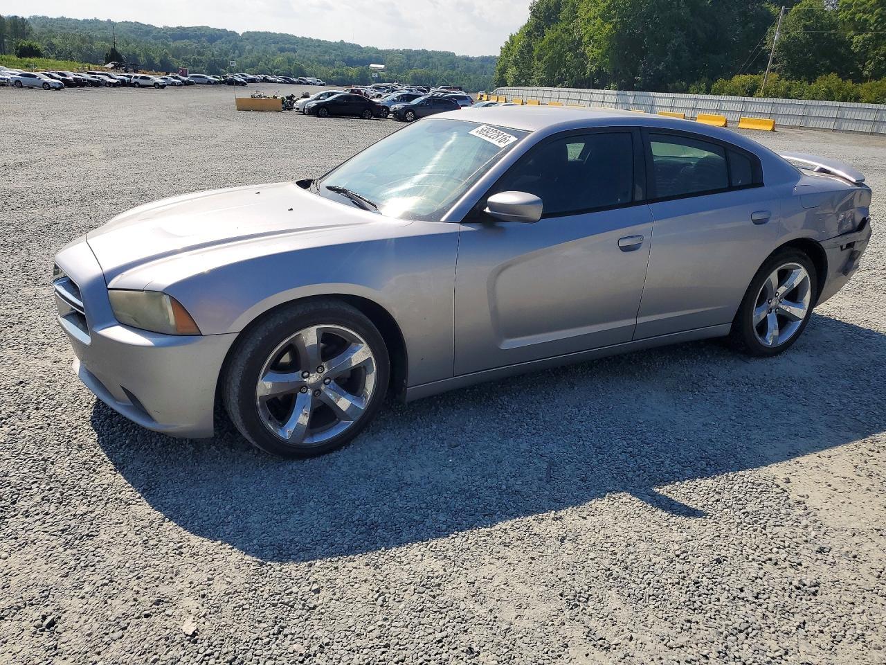 2013 DODGE CHARGER