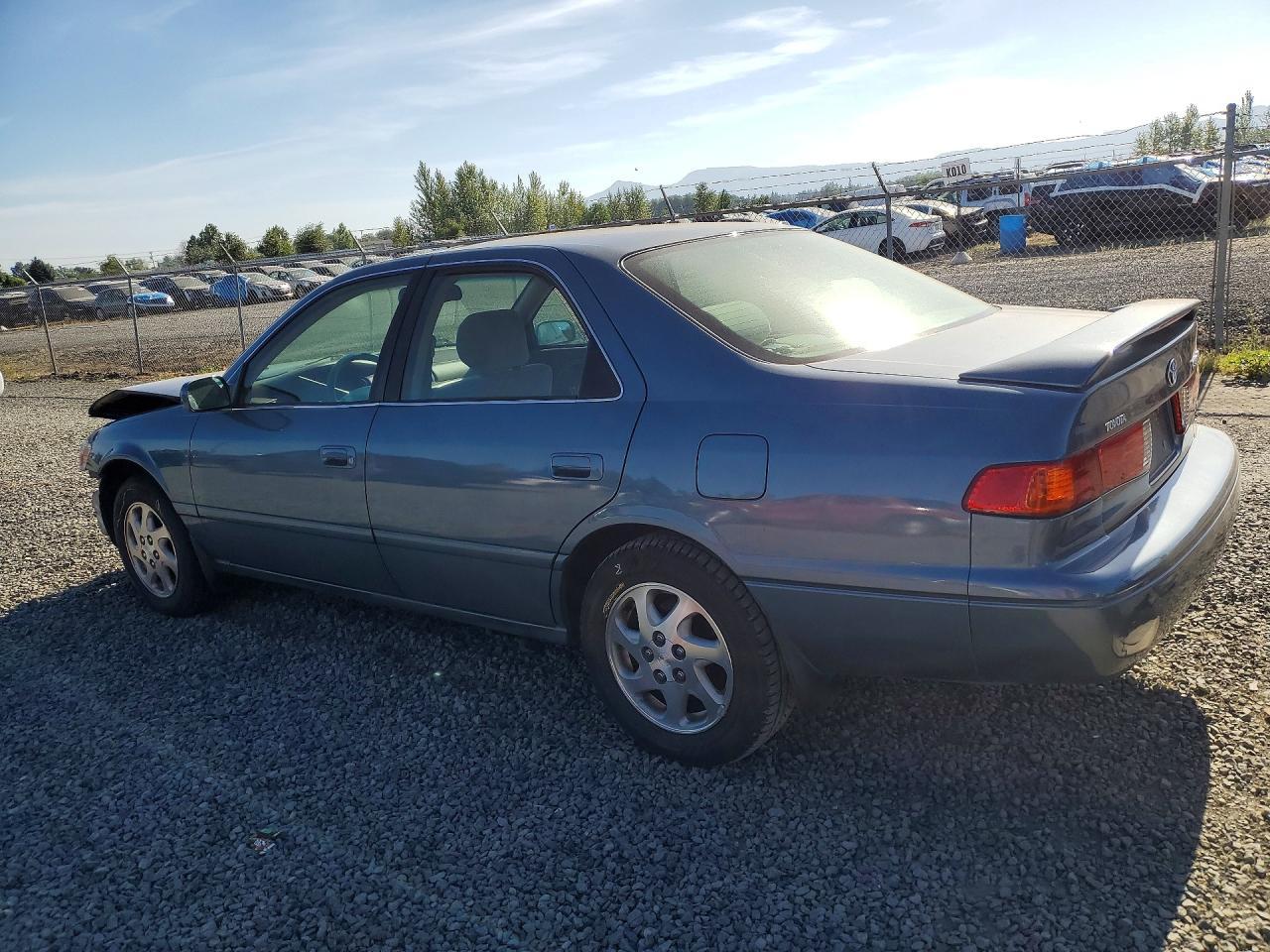 2000 TOYOTA CAMRY