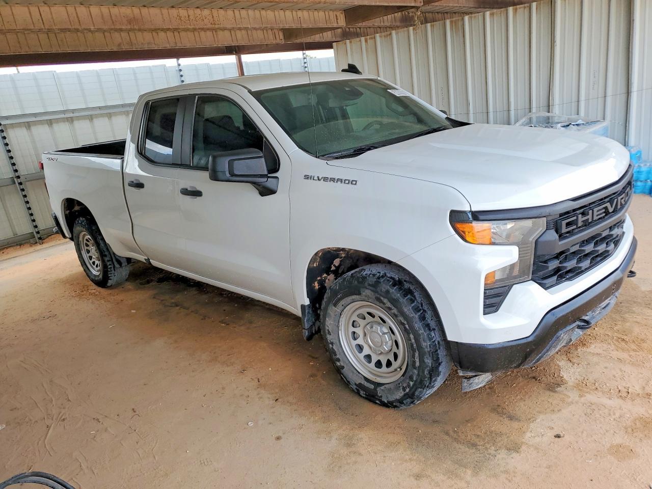 2023 CHEVROLET Silverado