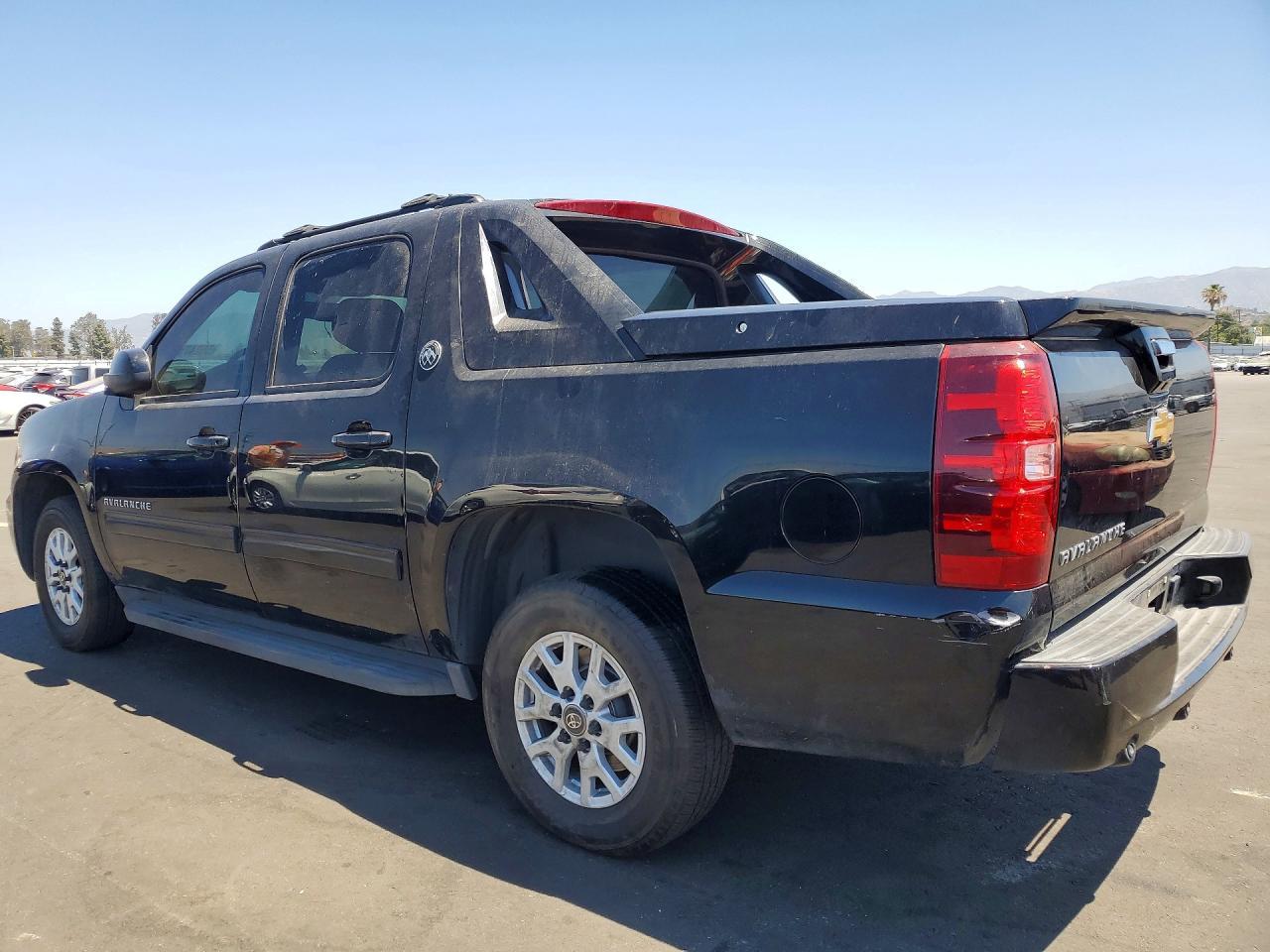 2013 CHEVROLET Avalanche