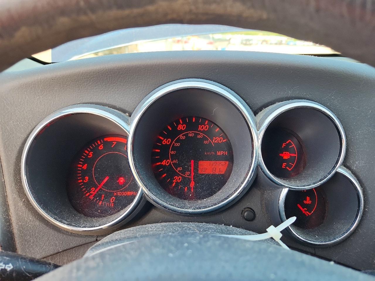 2003 PONTIAC VIBE
