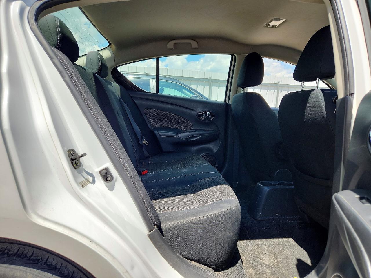 2019 NISSAN VERSA