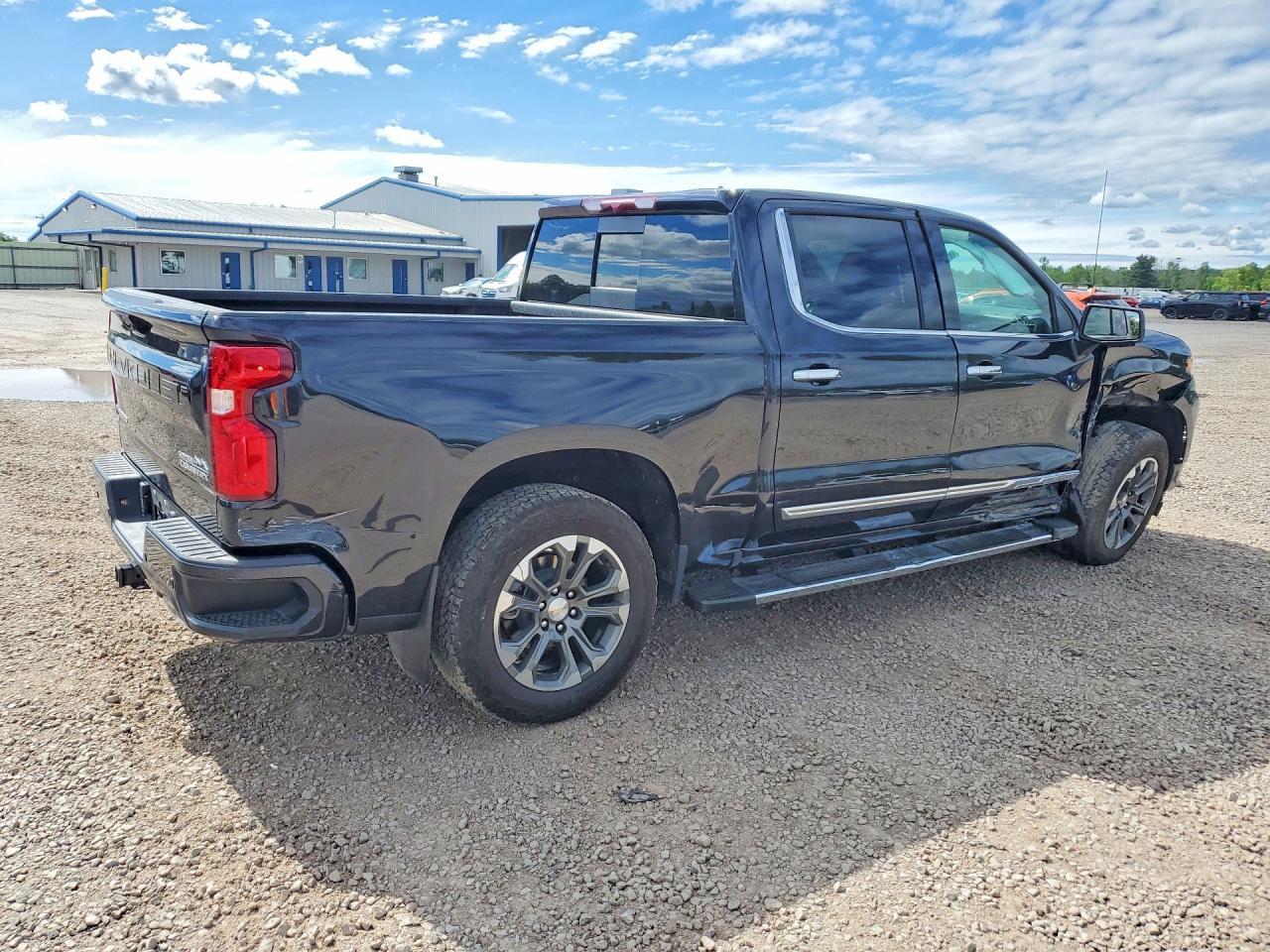 2024 CHEVROLET Silverado