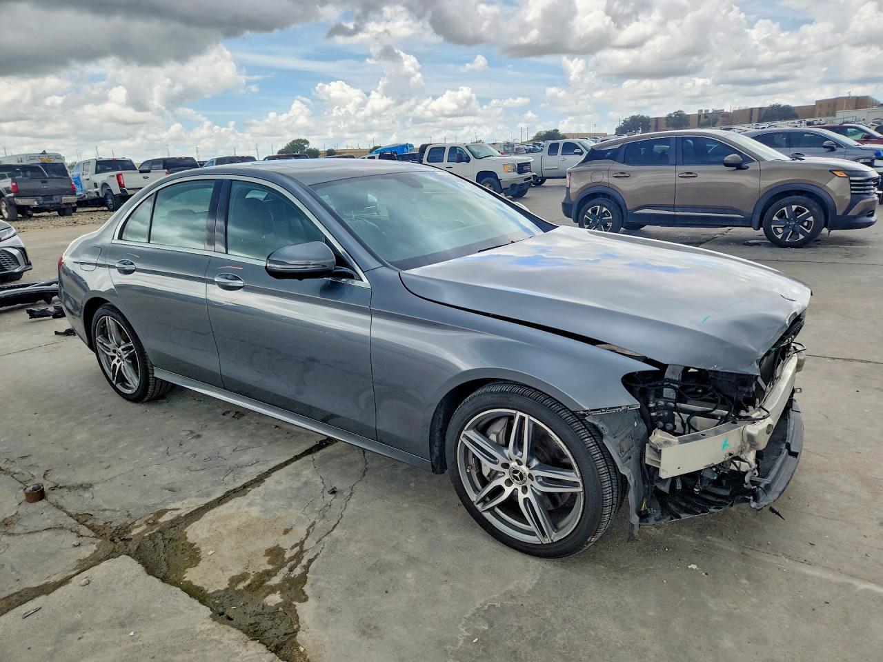 2018 MERCEDES-BENZ E-Class