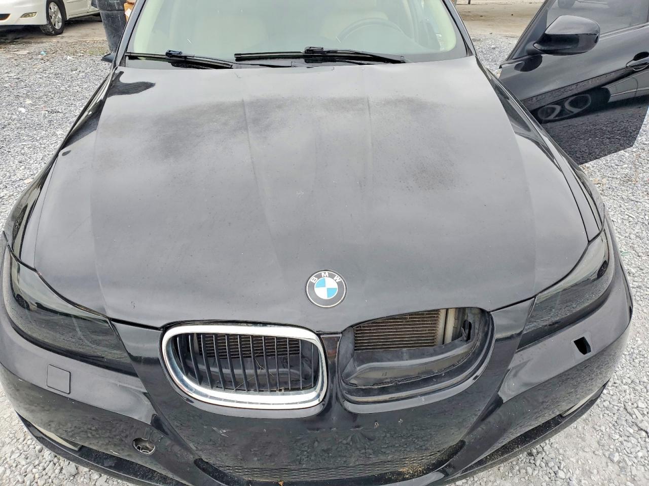2011 BMW 3 SERIES