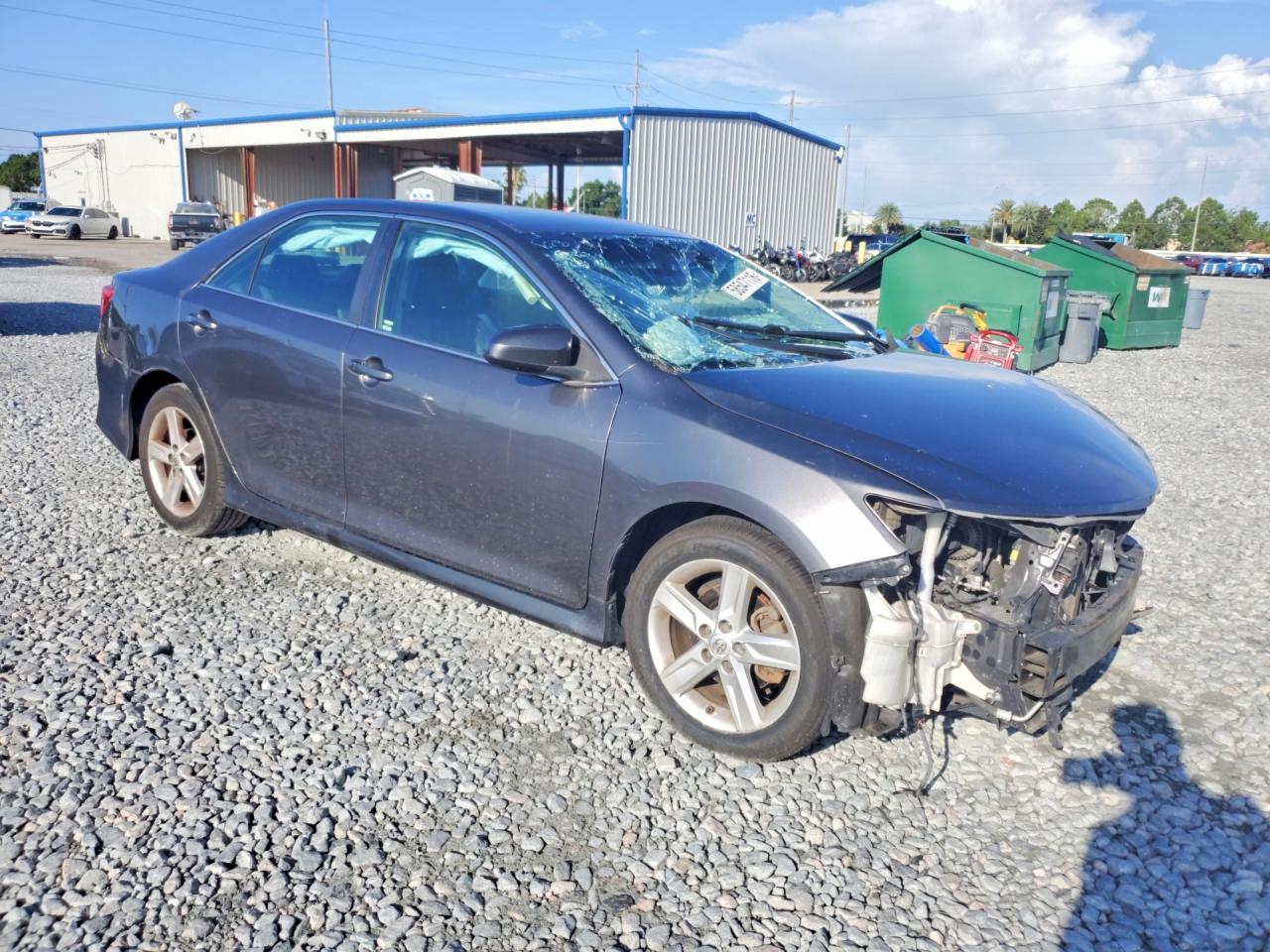 2014 TOYOTA CAMRY