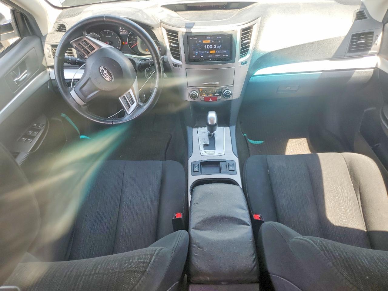 2014 SUBARU Outback