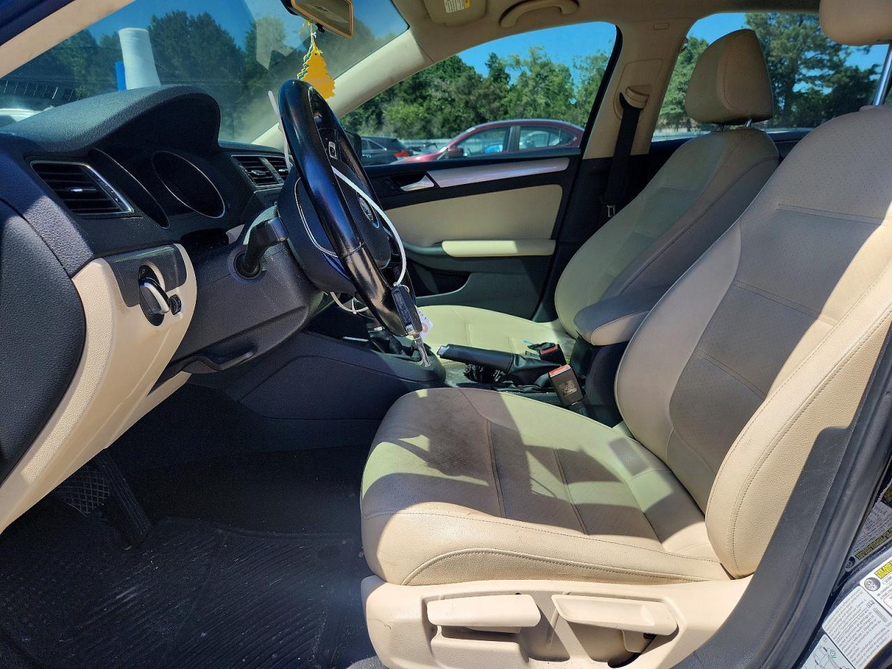 2017 VOLKSWAGEN JETTA