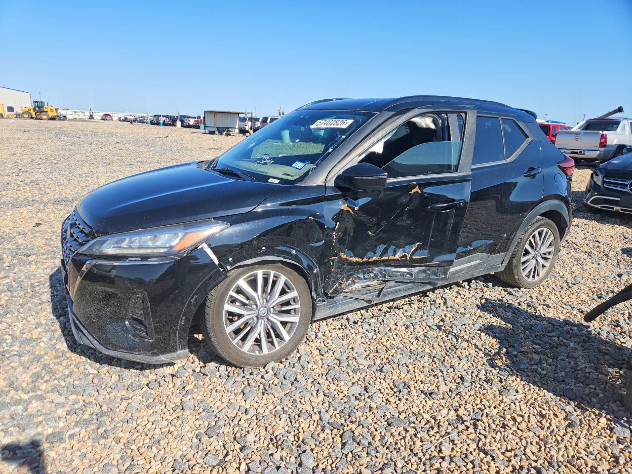 2021 NISSAN KICKS