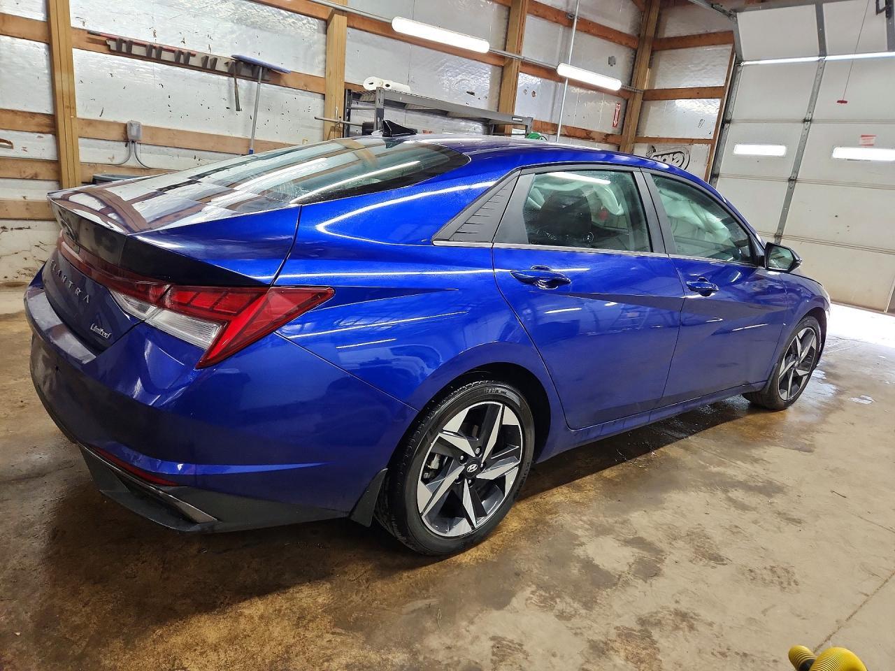2023 HYUNDAI ELANTRA