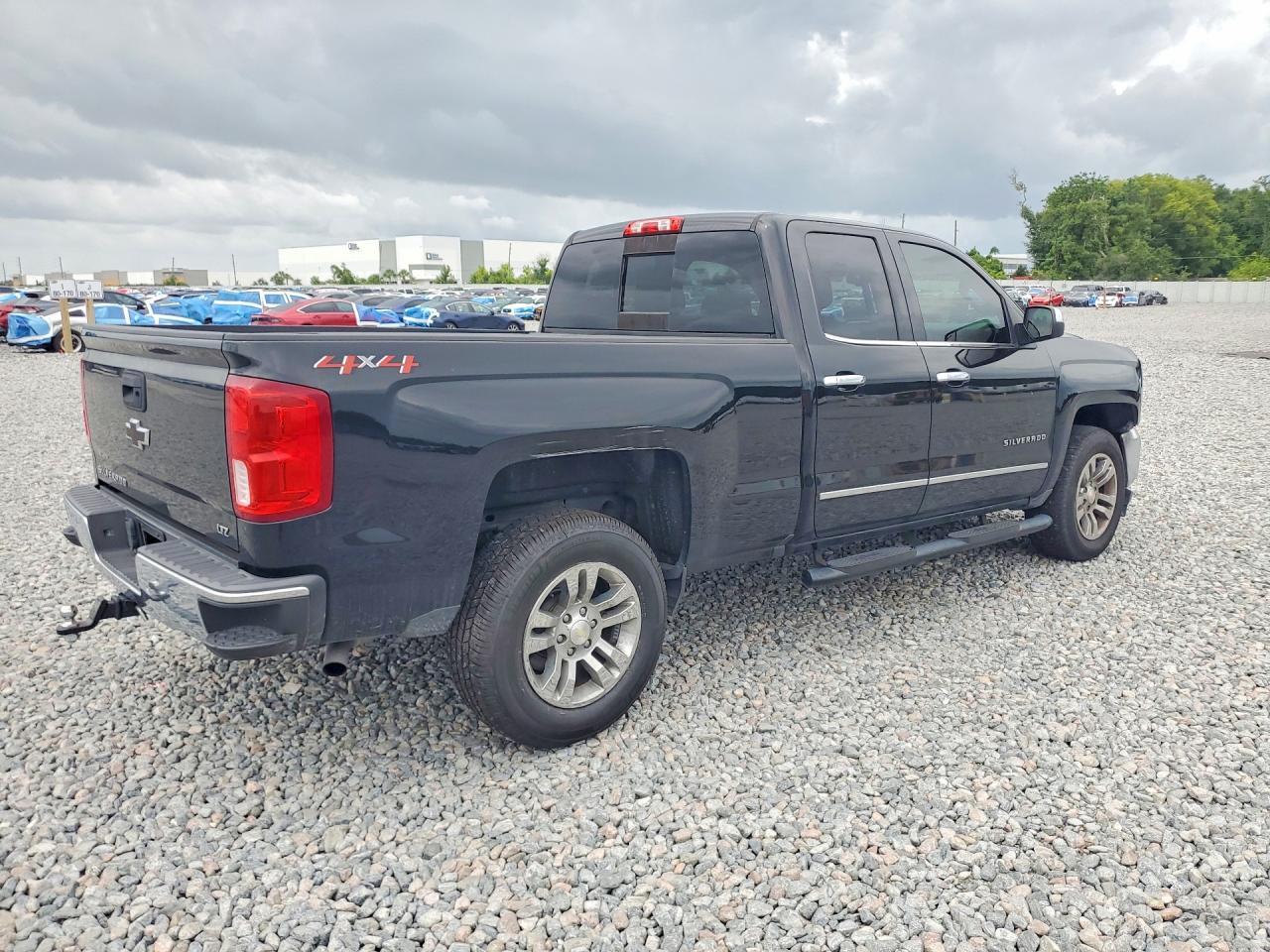 2018 CHEVROLET Silverado