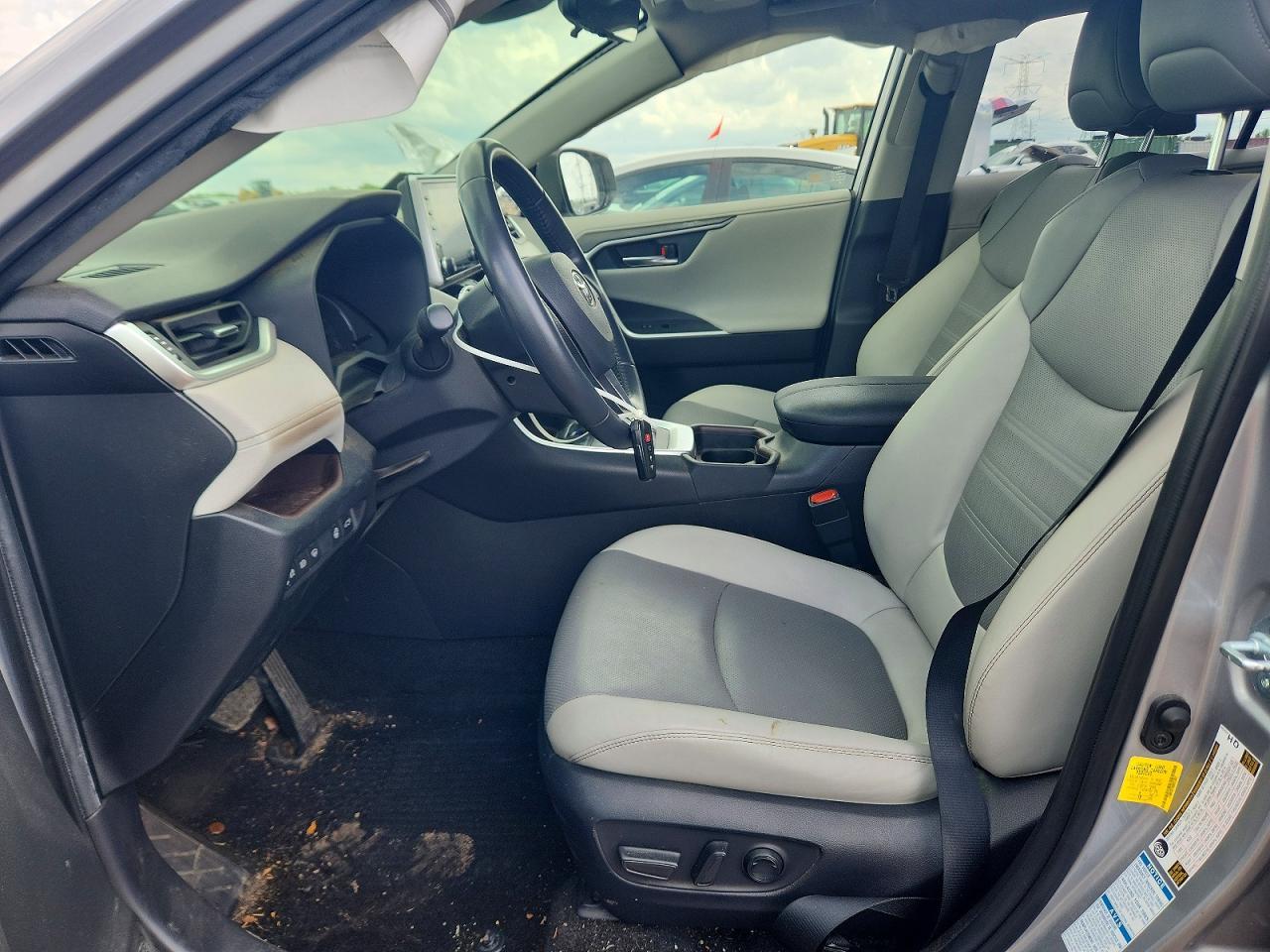2021 TOYOTA RAV4