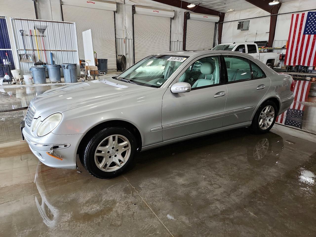 2005 MERCEDES-BENZ E-Class