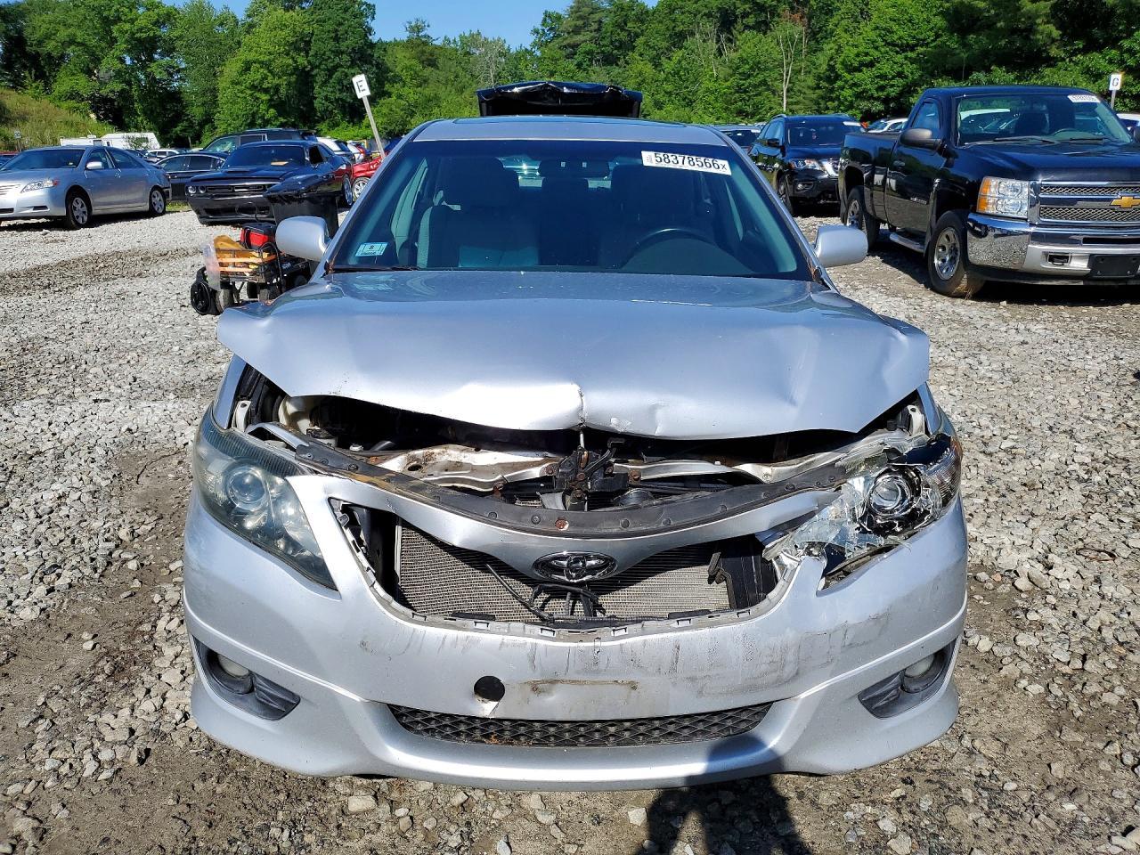 2011 TOYOTA CAMRY