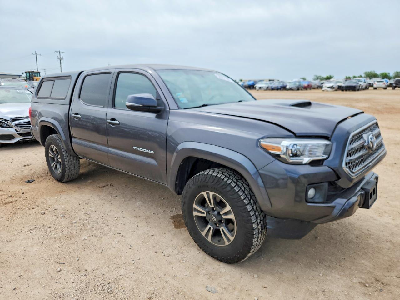 2017 TOYOTA TACOMA