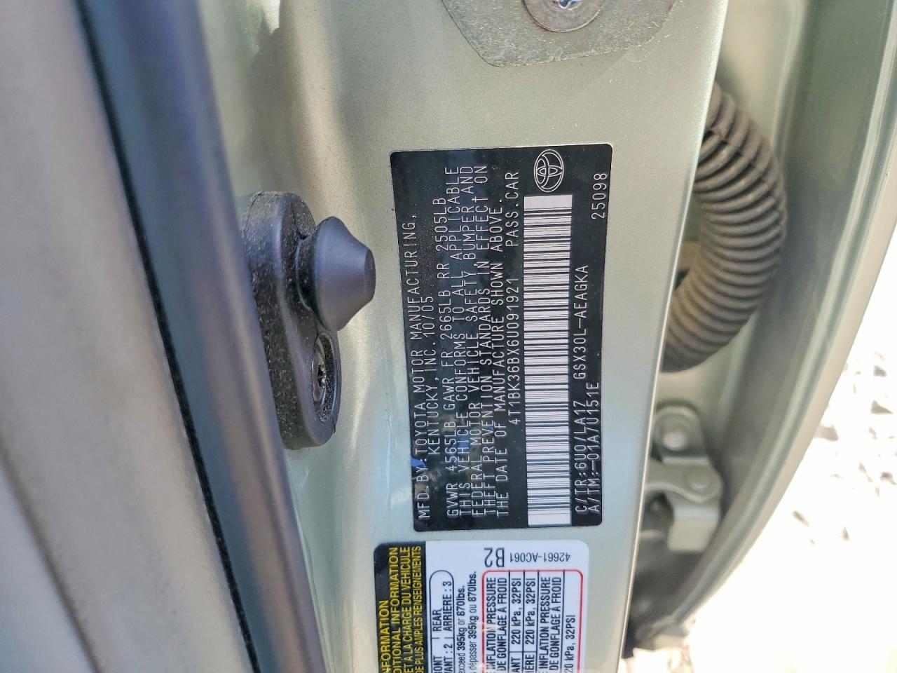 2006 TOYOTA Avalon