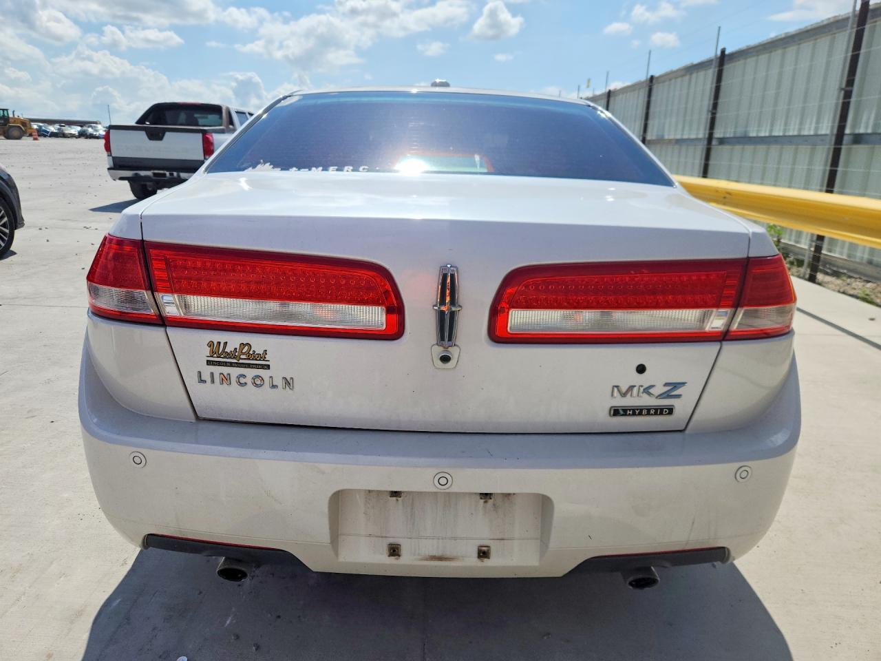 2011 LINCOLN MKZ
