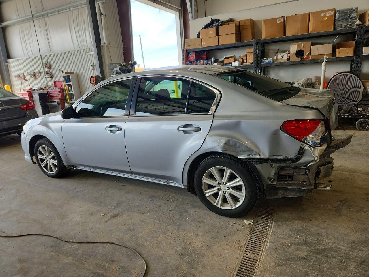2012 SUBARU Legacy