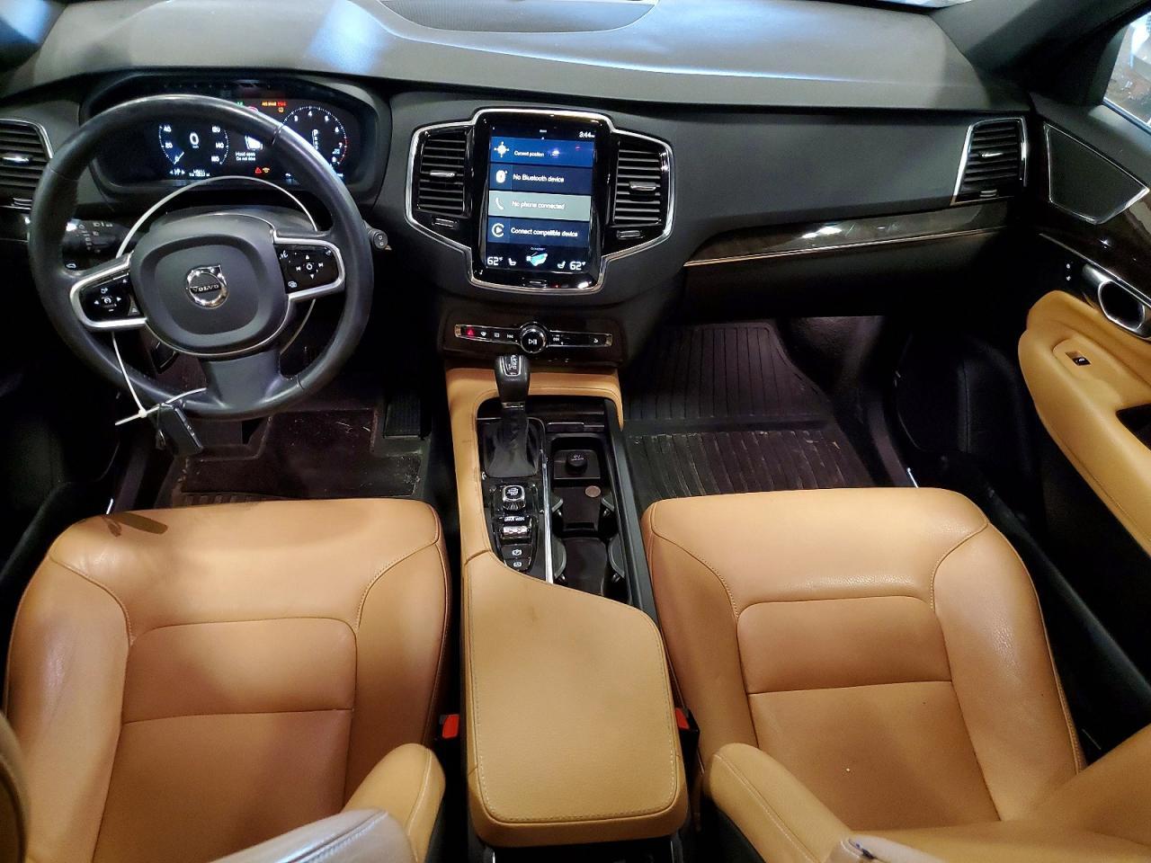 2018 VOLVO XC90