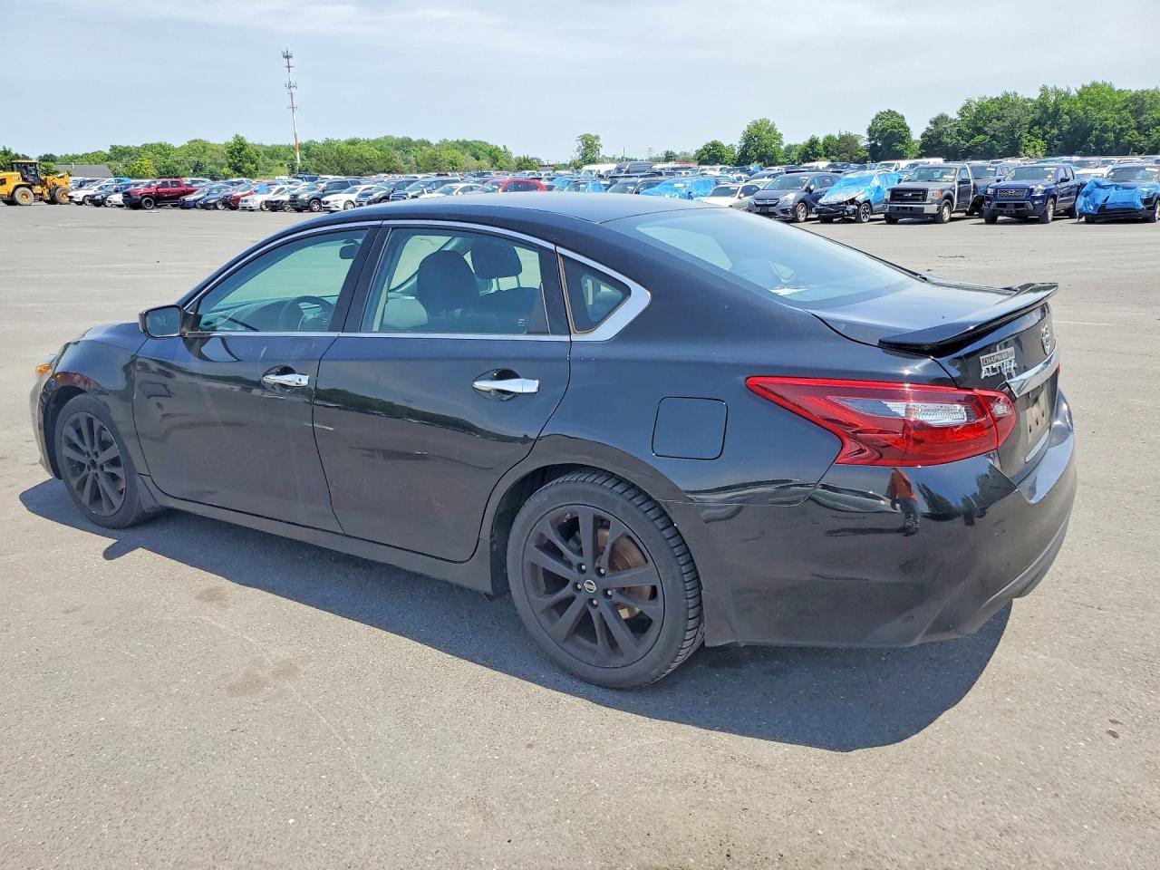 2017 NISSAN ALTIMA
