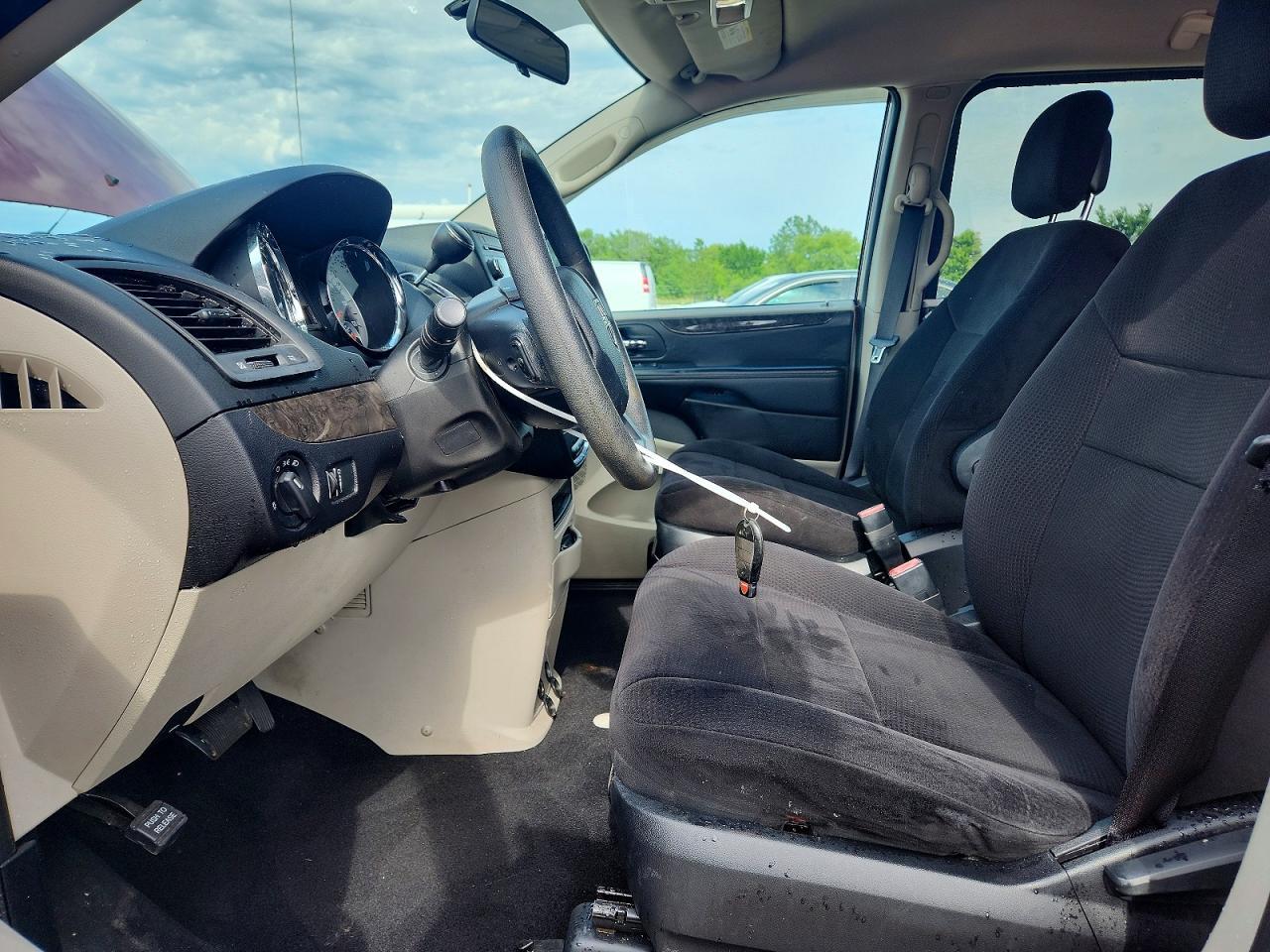 2011 DODGE GRAND CARAVAN