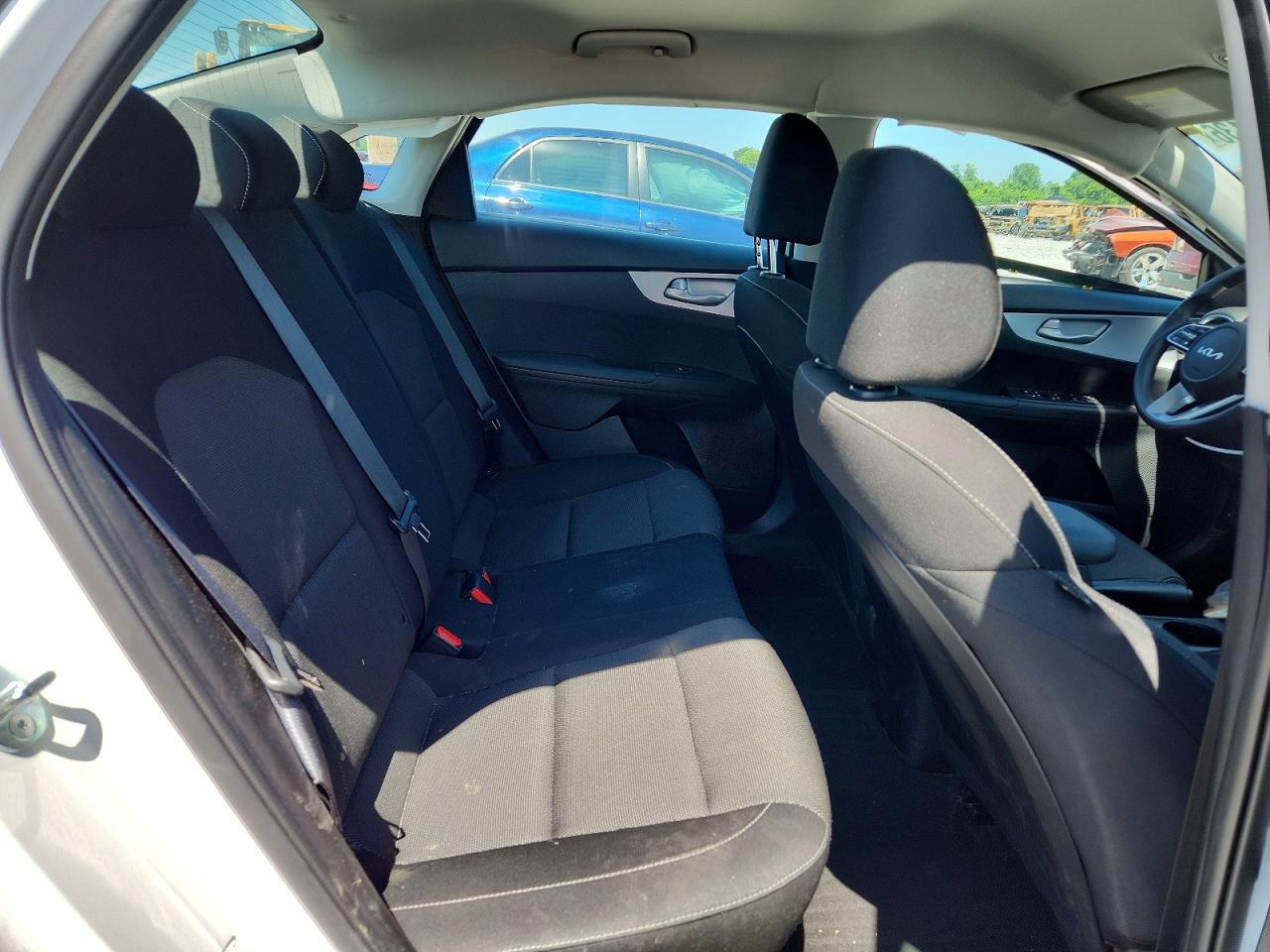 2024 KIA FORTE