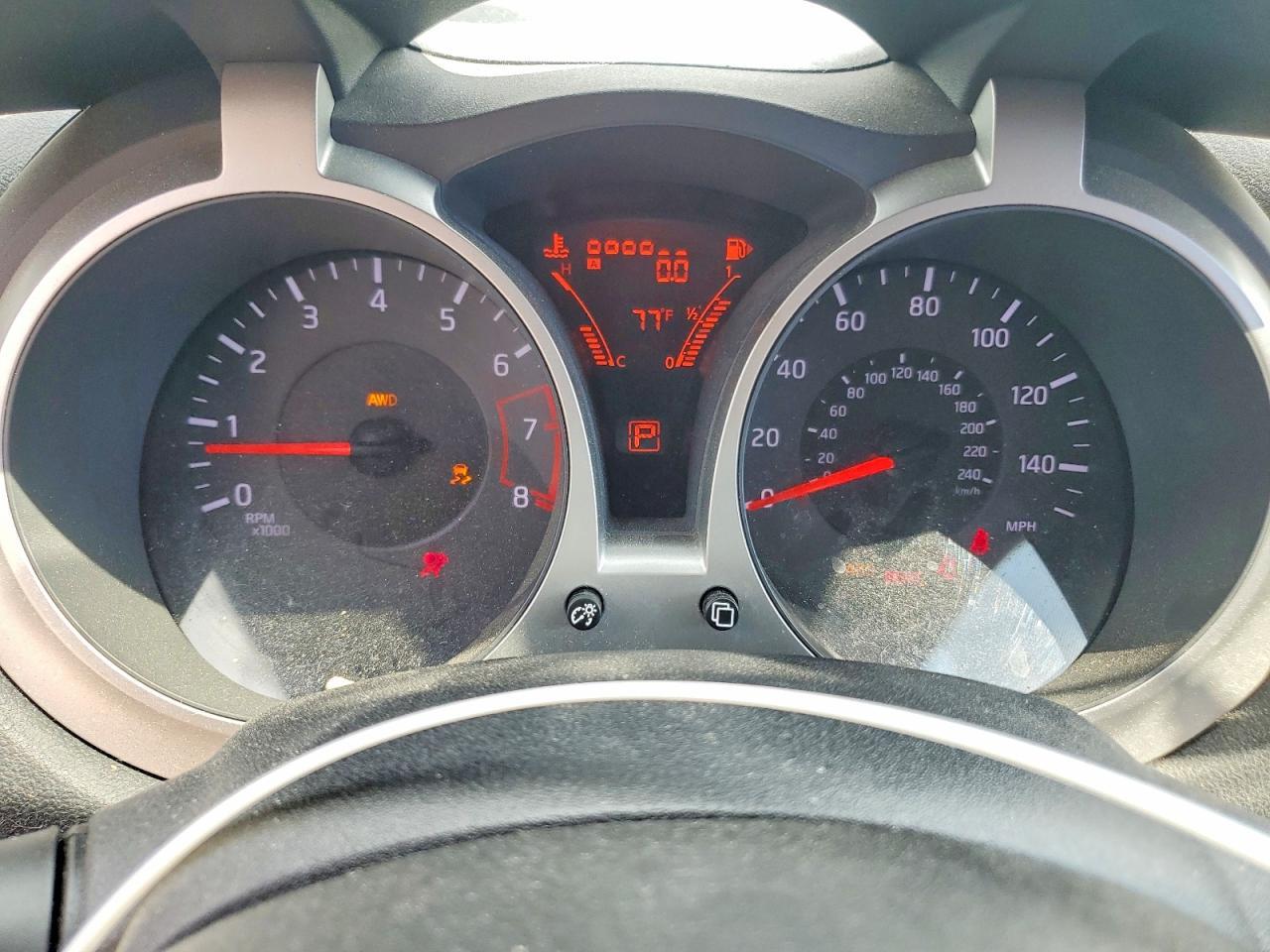 2013 NISSAN Juke