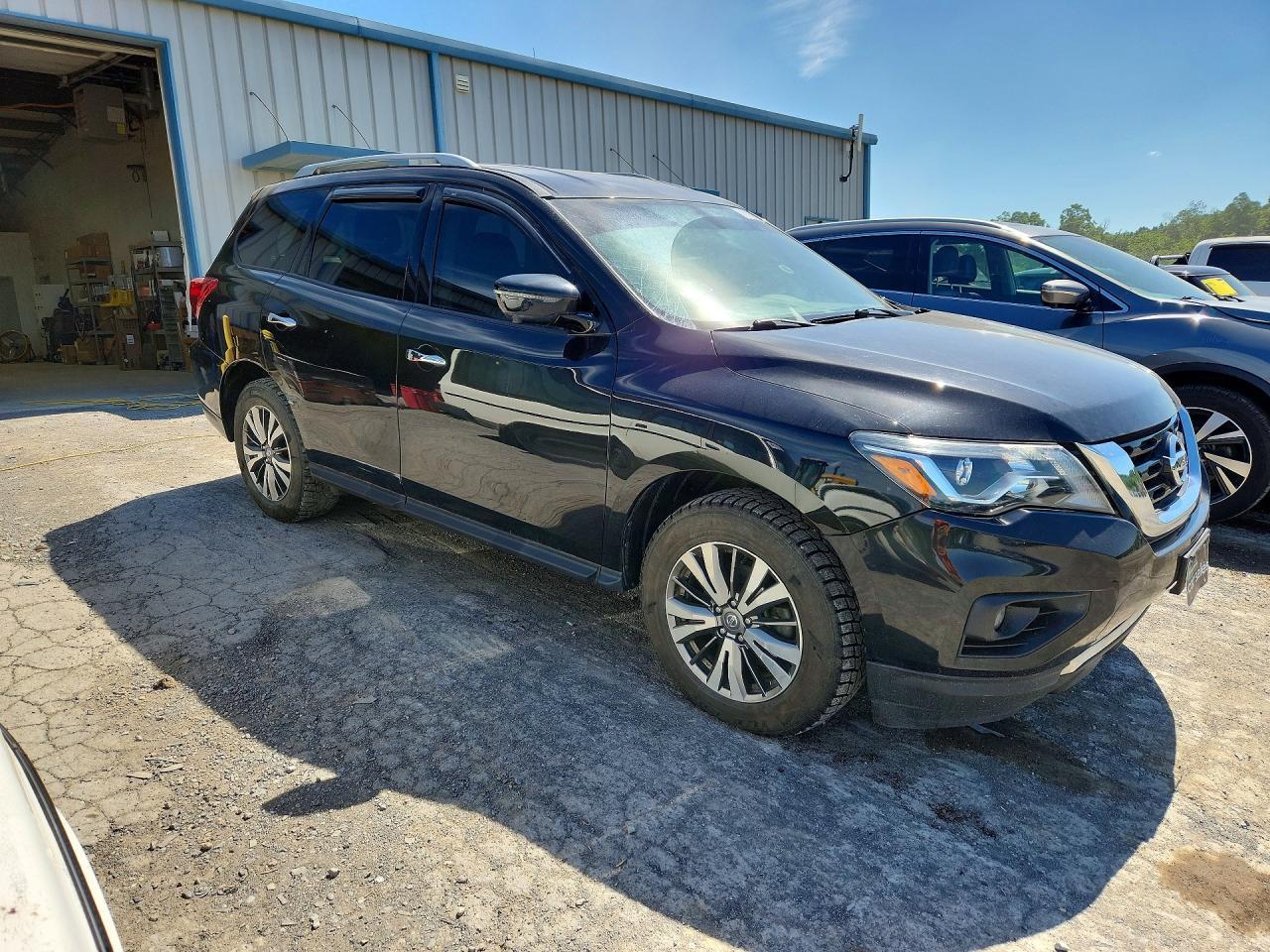 2019 NISSAN PATHFINDER
