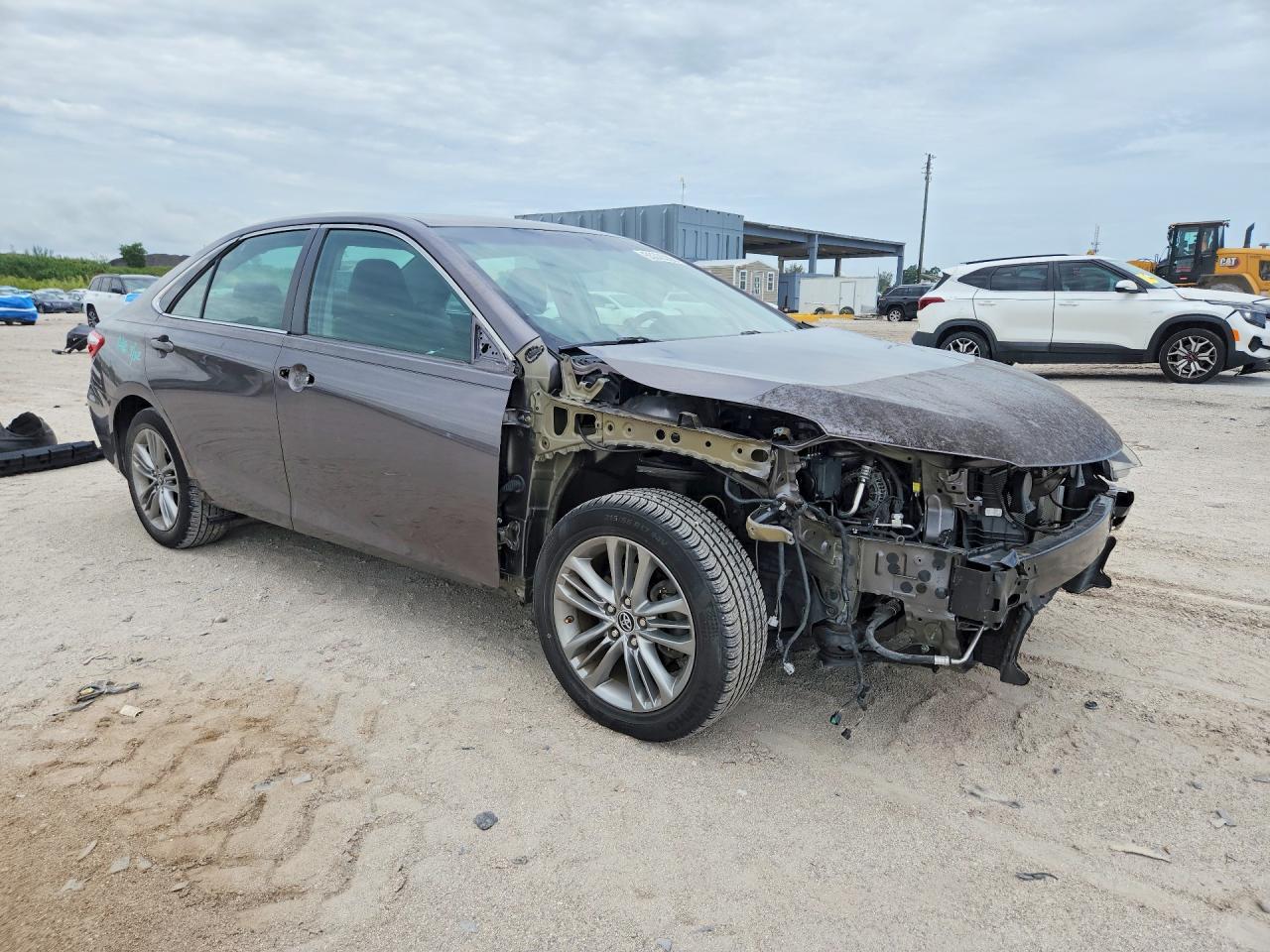 2015 TOYOTA CAMRY