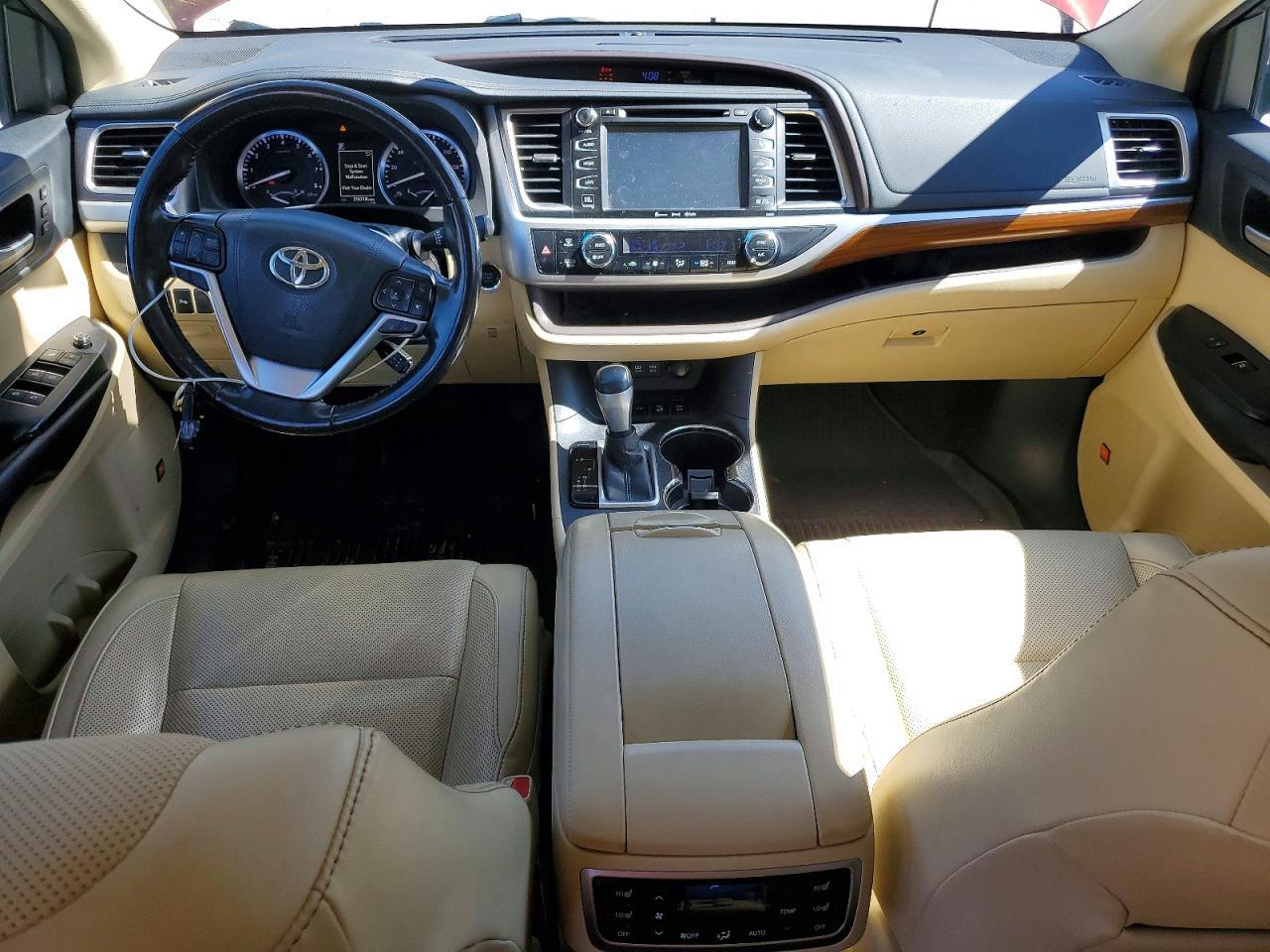 2017 TOYOTA HIGHLANDER