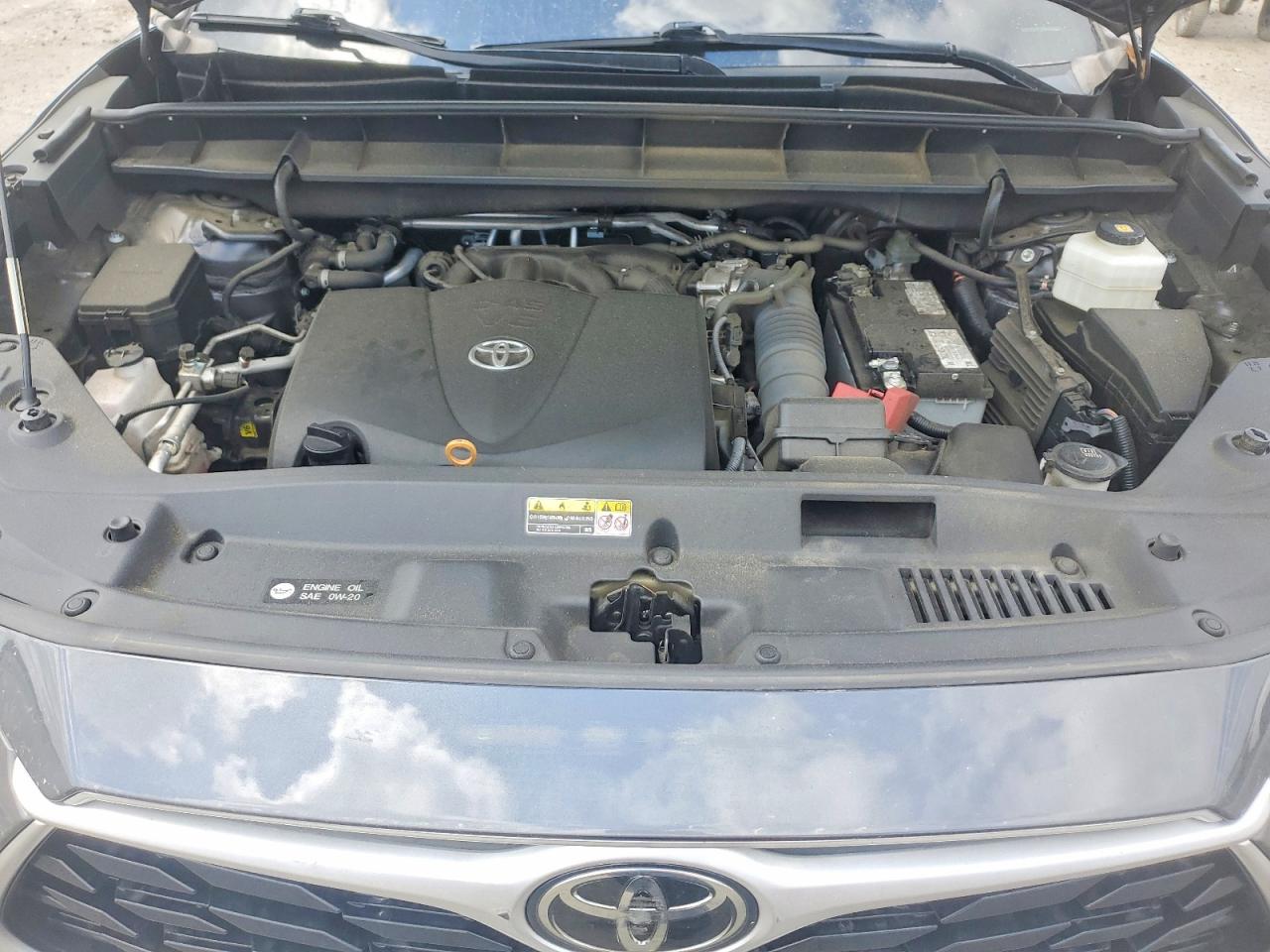 2020 TOYOTA HIGHLANDER