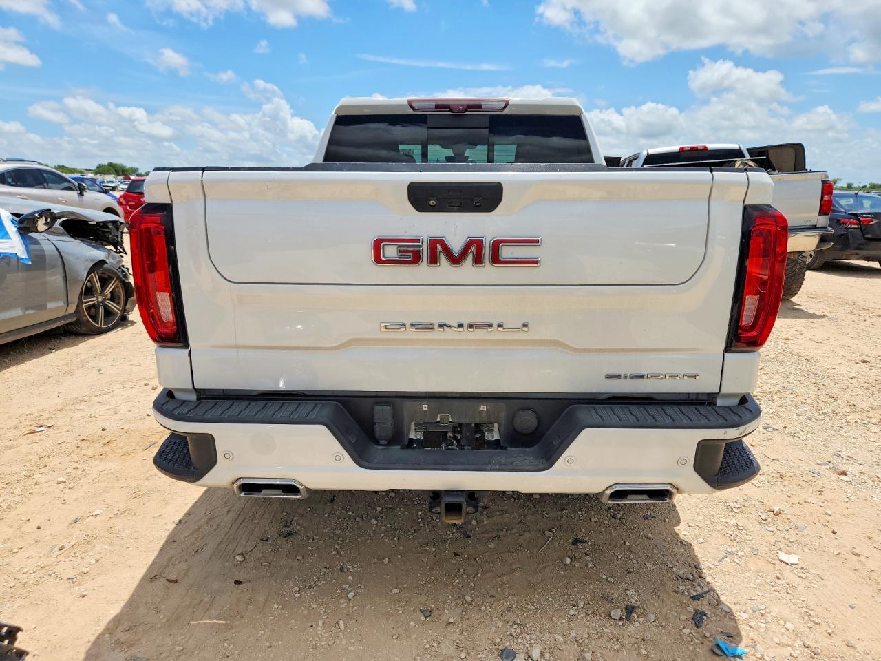 2020 GMC Sierra