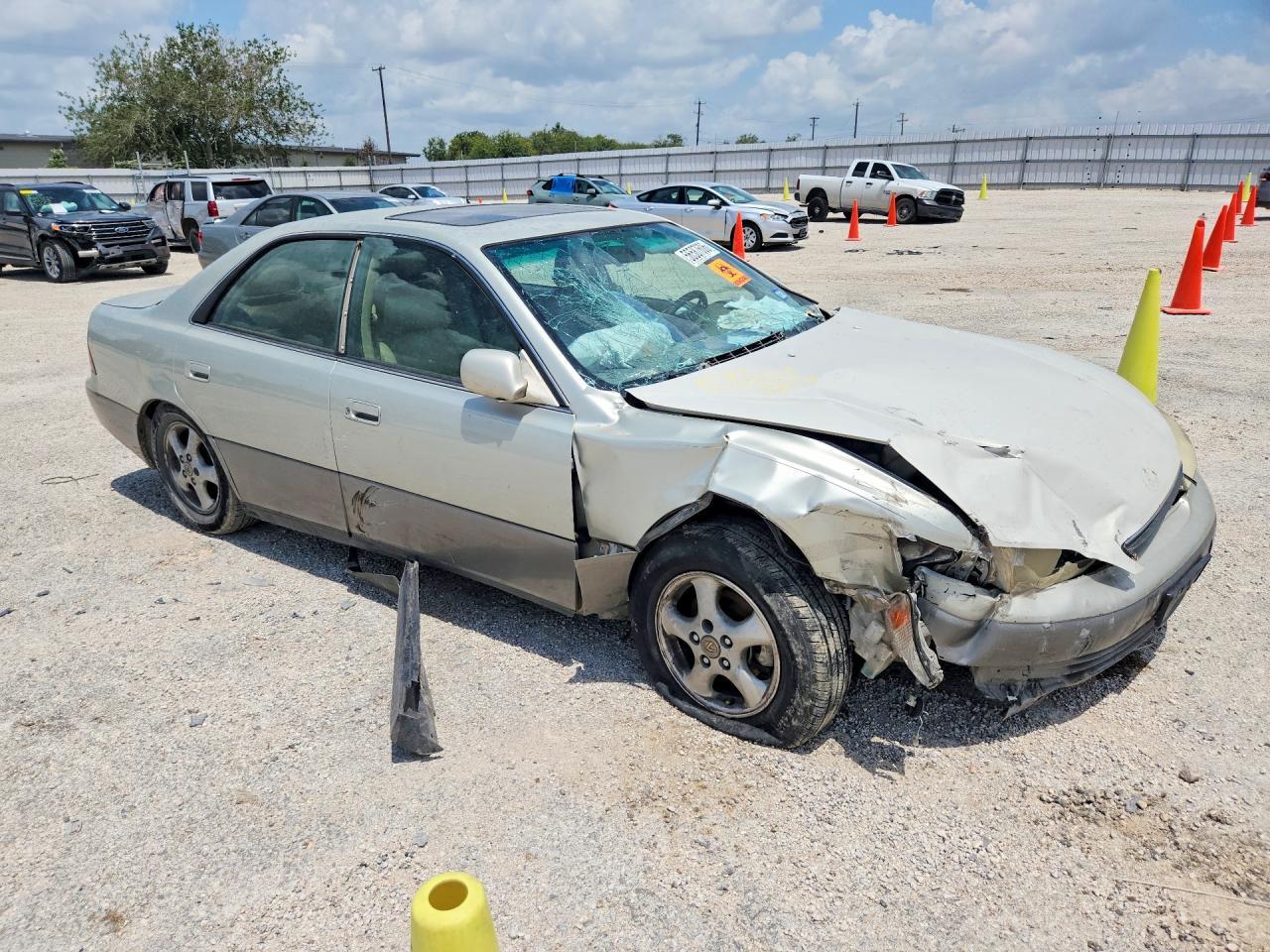 1998 LEXUS Es 300
