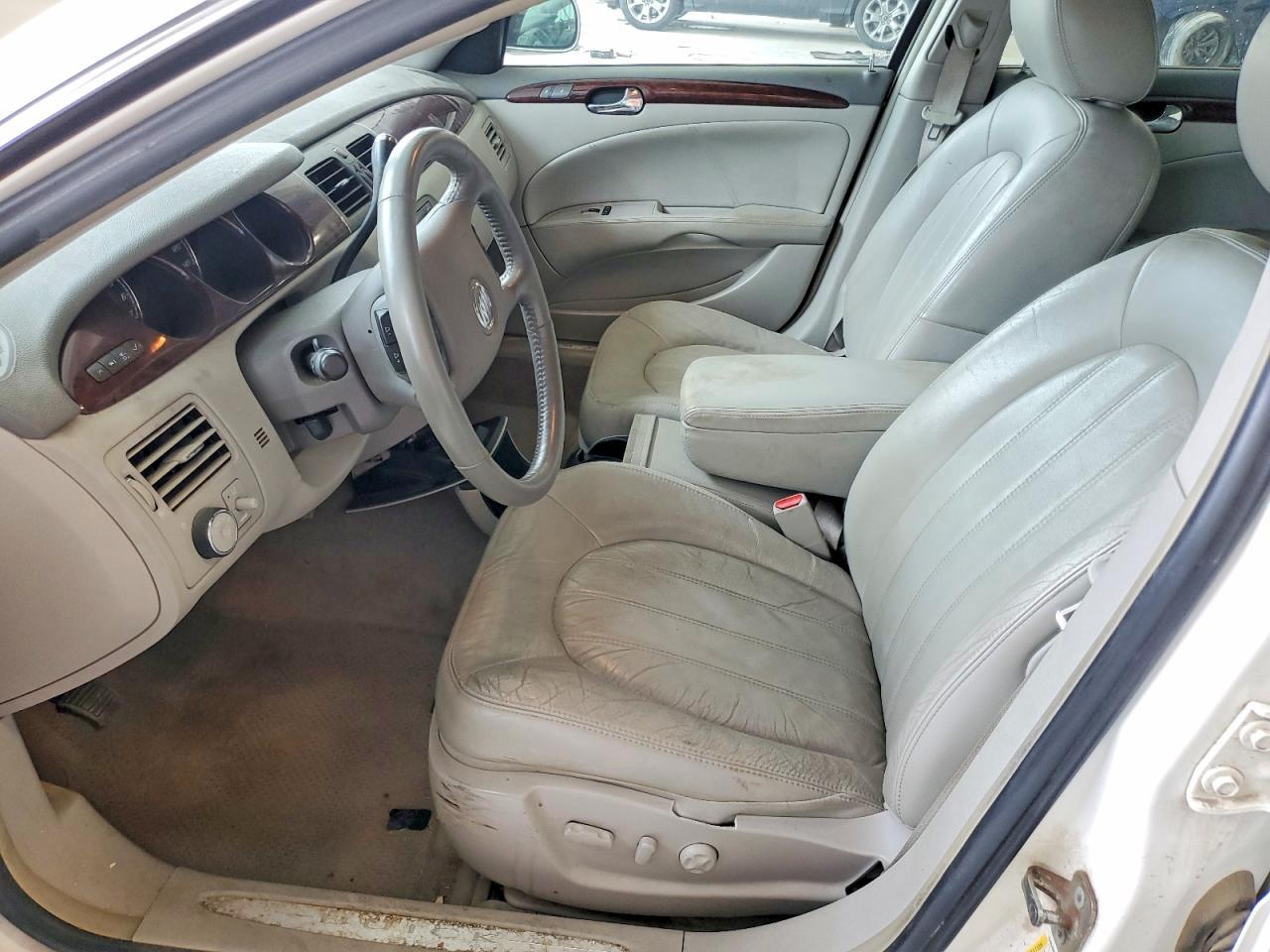 2010 BUICK Lucerne