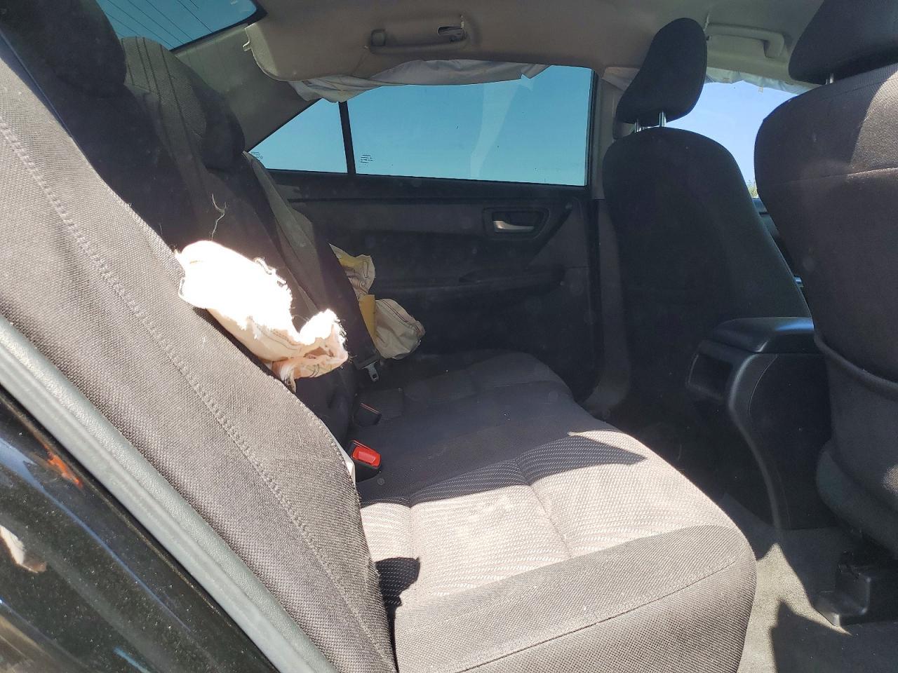 2016 TOYOTA CAMRY