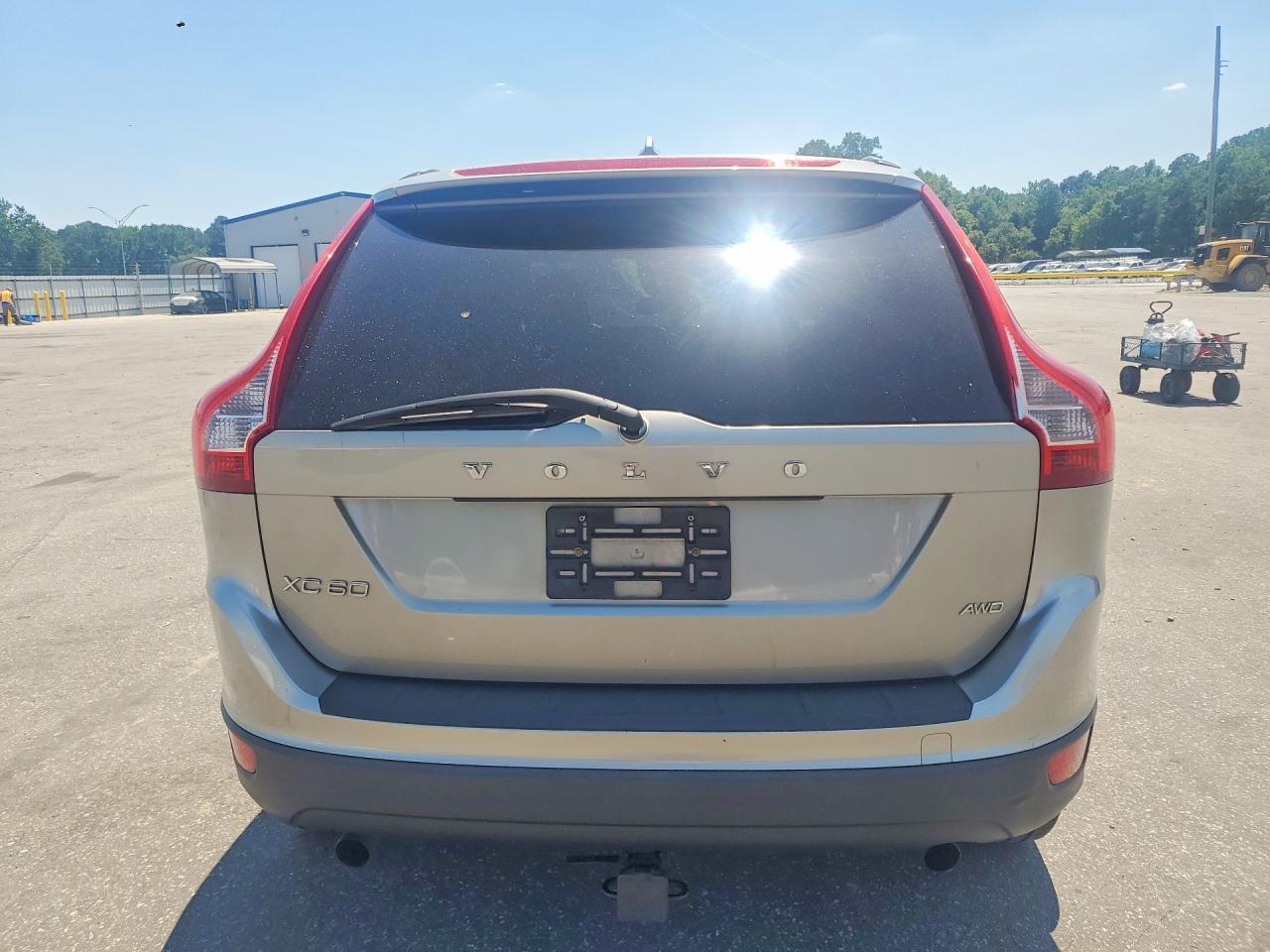 2011 VOLVO XC60