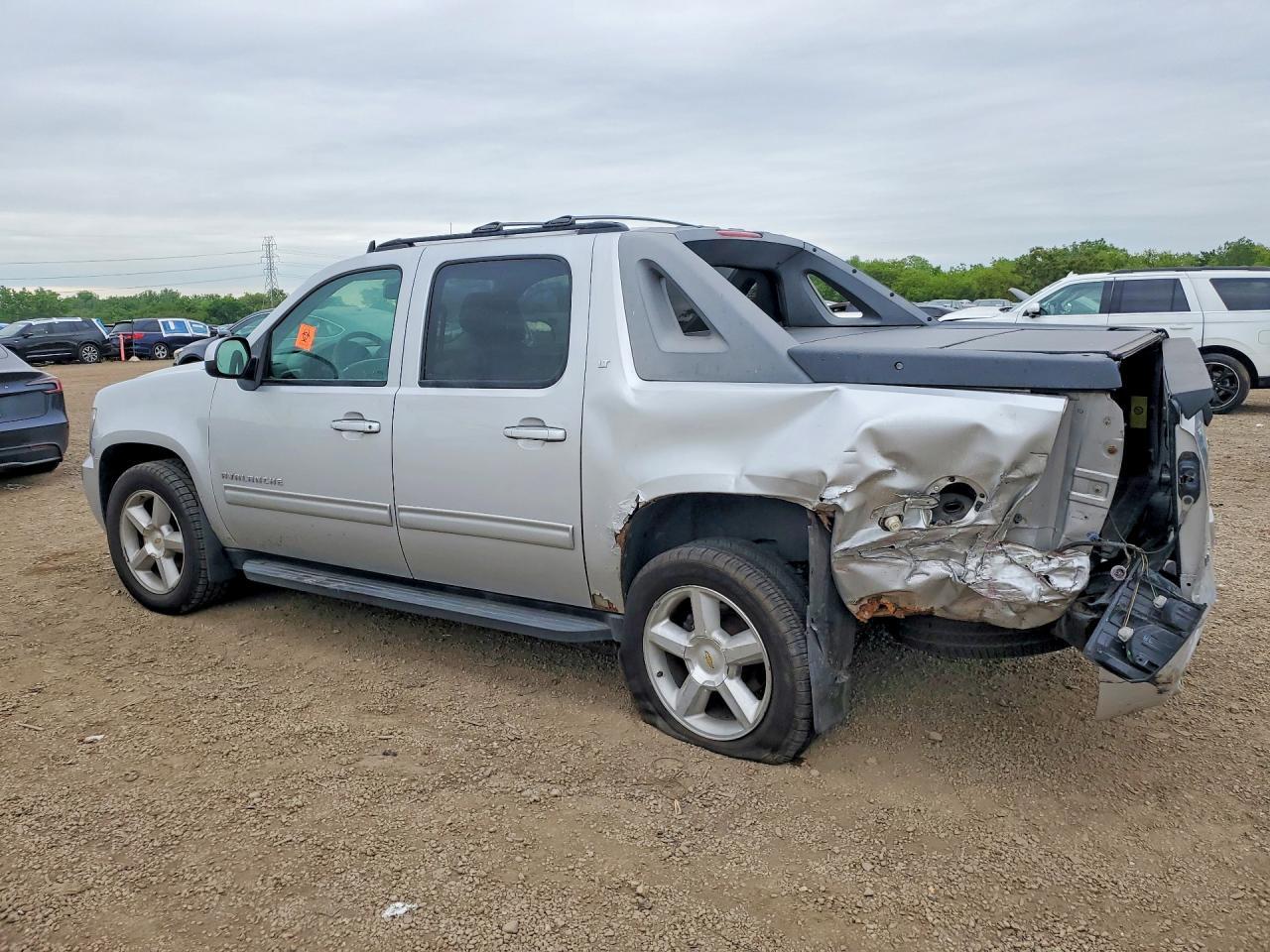 2011 CHEVROLET Avalanche