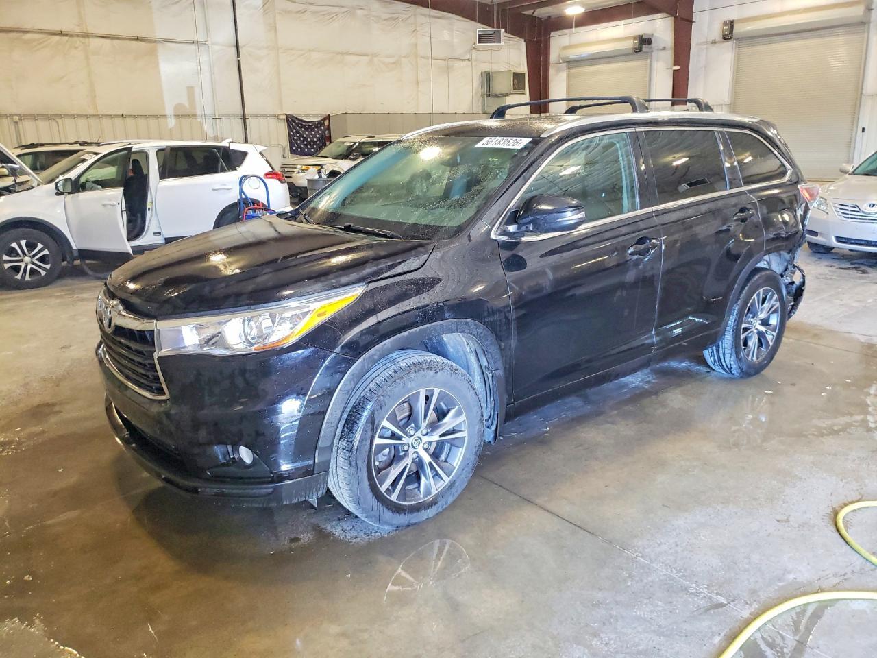 2016 TOYOTA HIGHLANDER