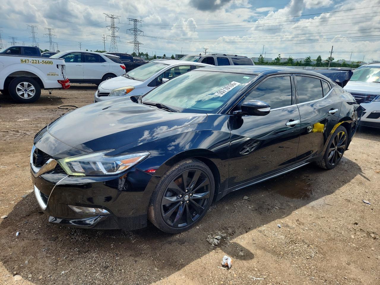 2017 NISSAN Maxima