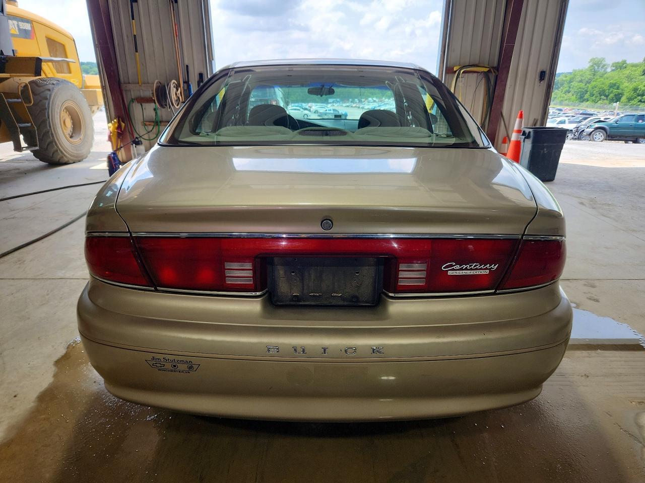 2002 BUICK Century