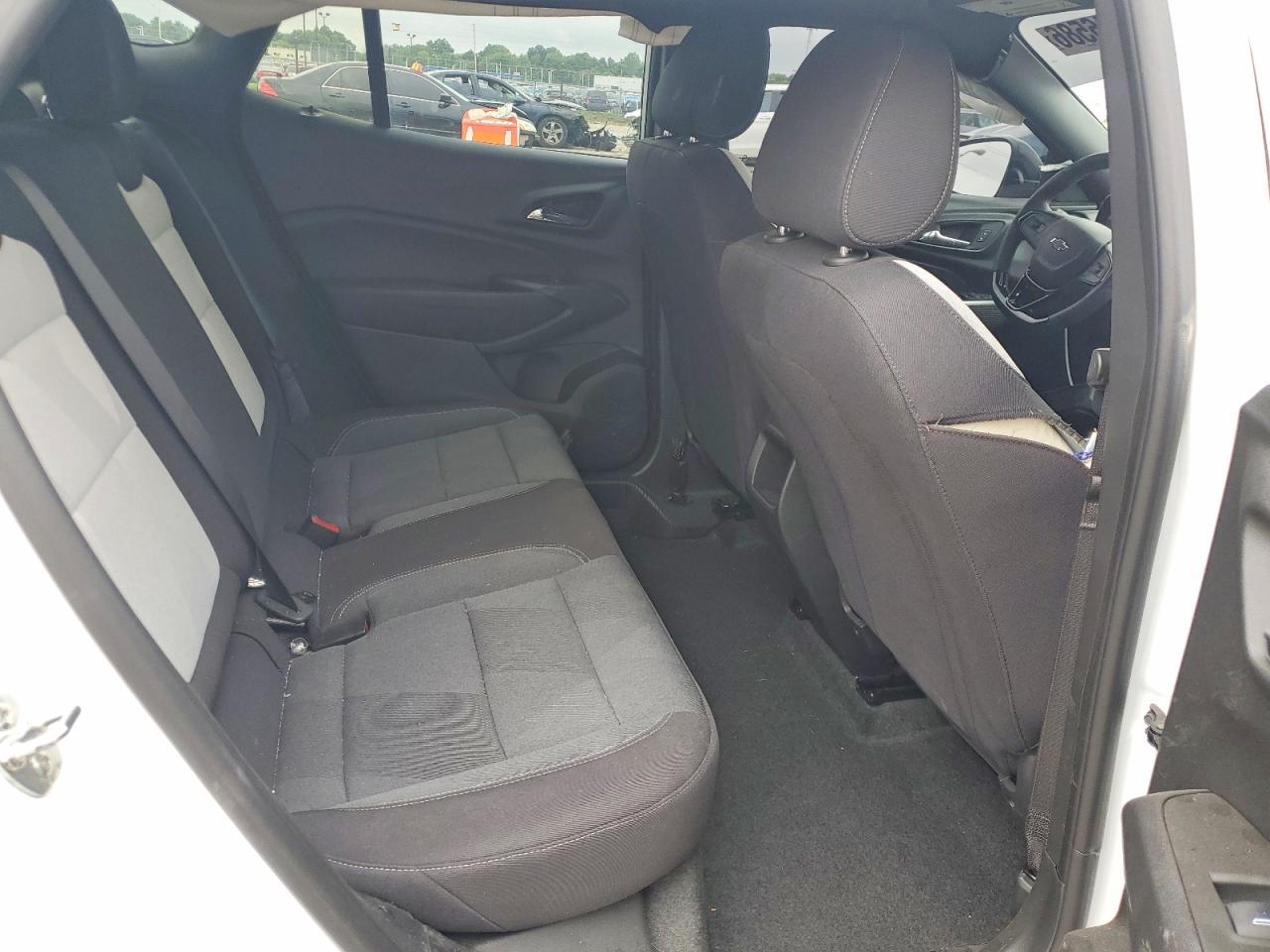 2025 CHEVROLET TRAX