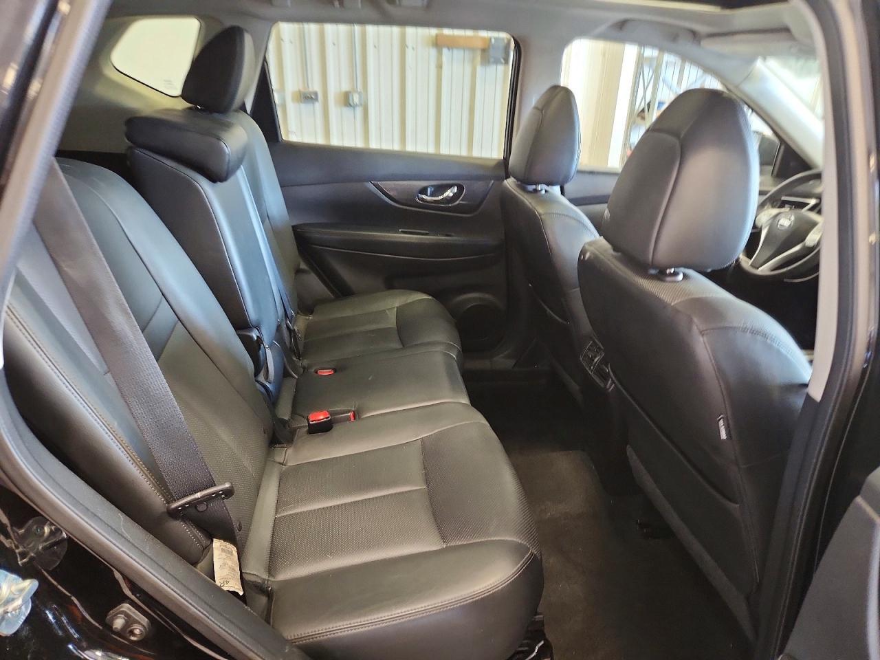 2014 NISSAN ROGUE