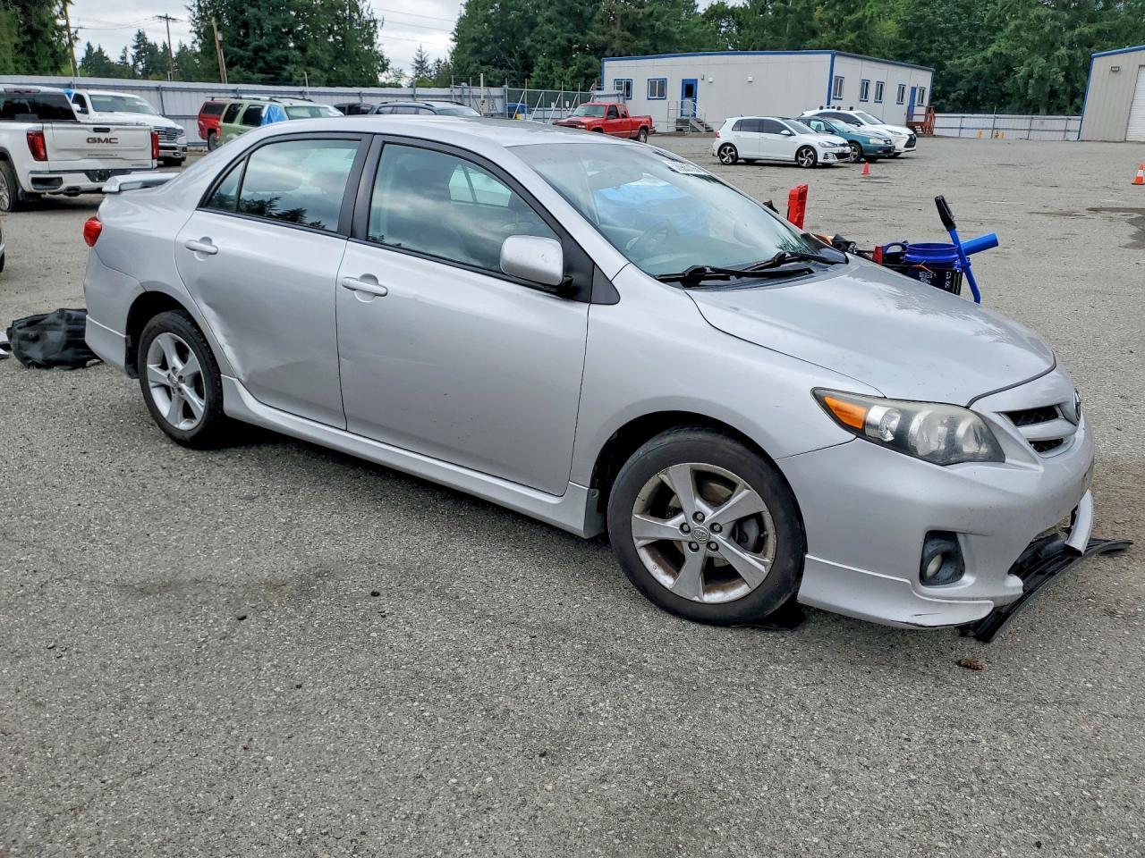 2011 TOYOTA COROLLA